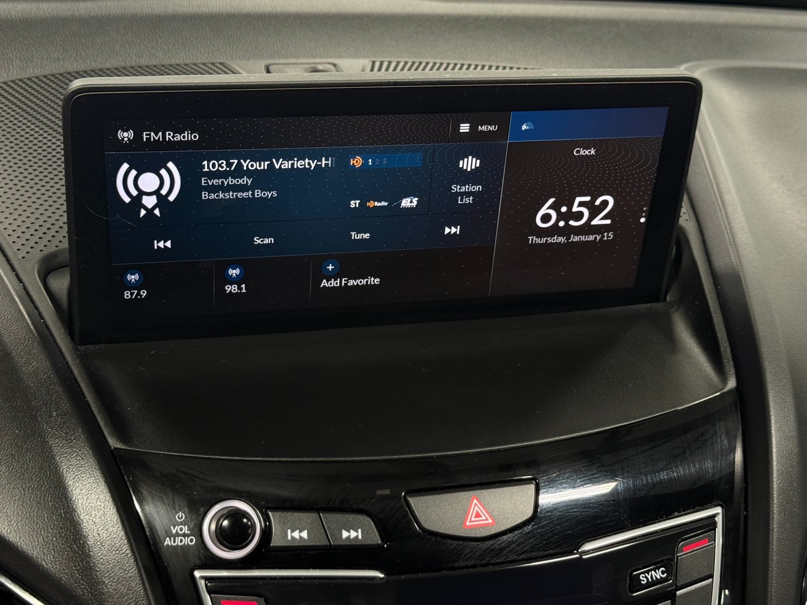 Thumbnail: 2022 Acura RDX - 3