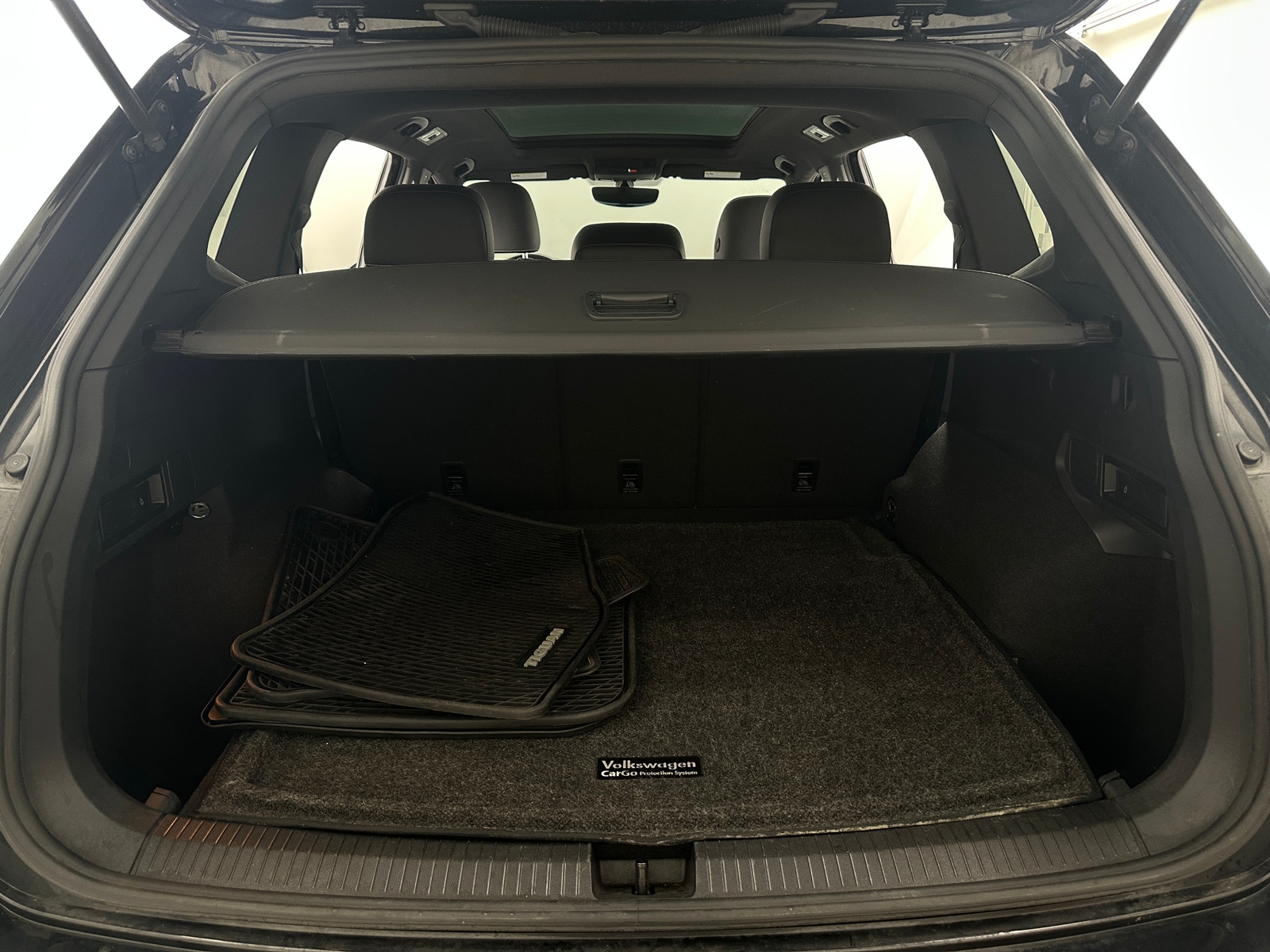 Thumbnail: 2021 Volkswagen Tiguan - 6