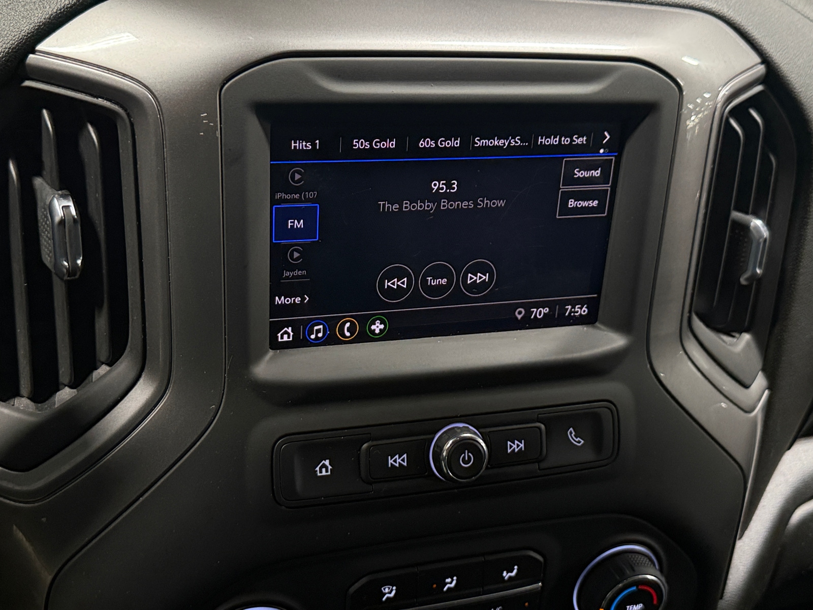 Thumbnail: 2024 Chevrolet Silverado 1500 - 4