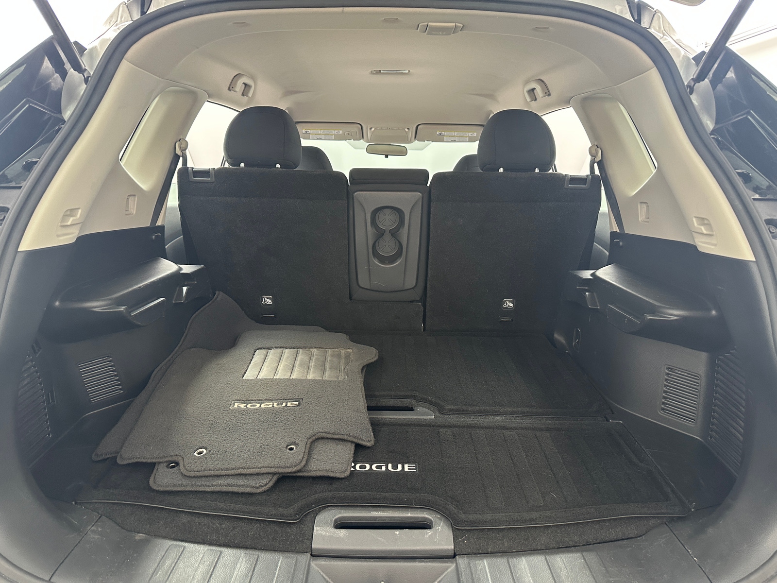 Thumbnail: 2018 Nissan Rogue - 7