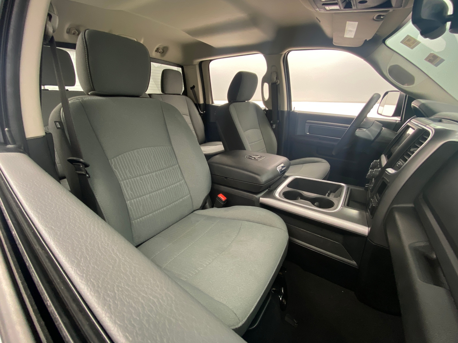 Thumbnail: 2023 RAM 1500 Classic - 2