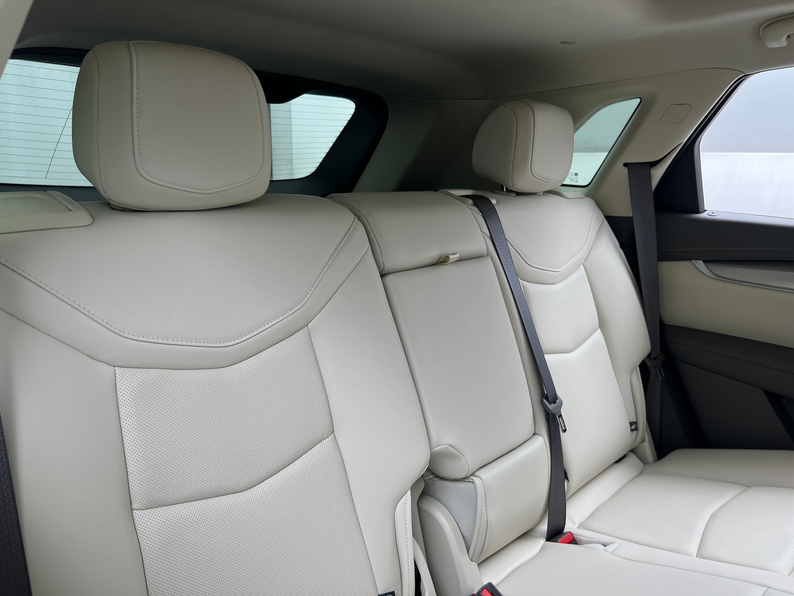 Thumbnail: 2025 Cadillac XT5 - 5