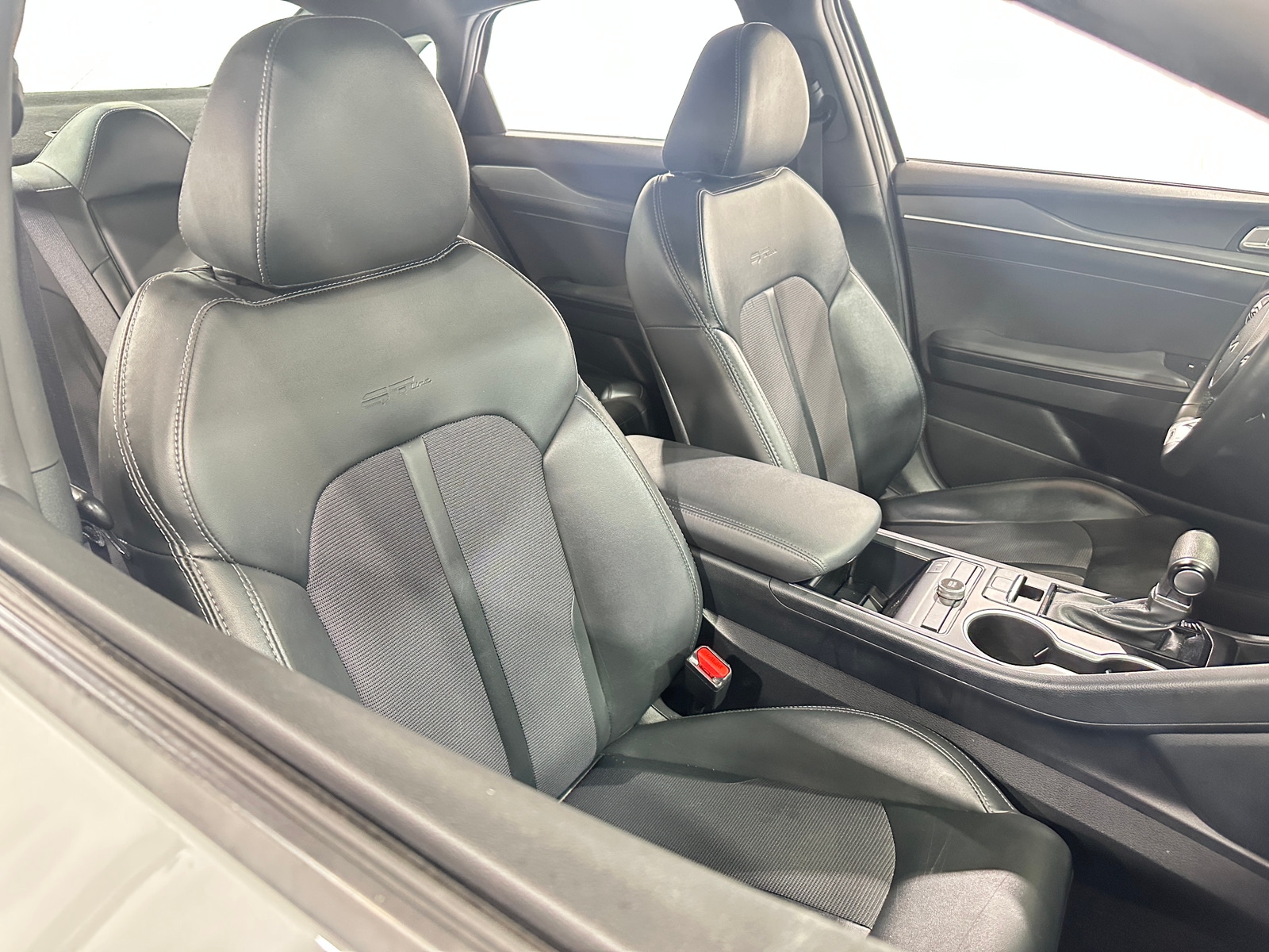 Thumbnail: 2023 Kia K5 - 2