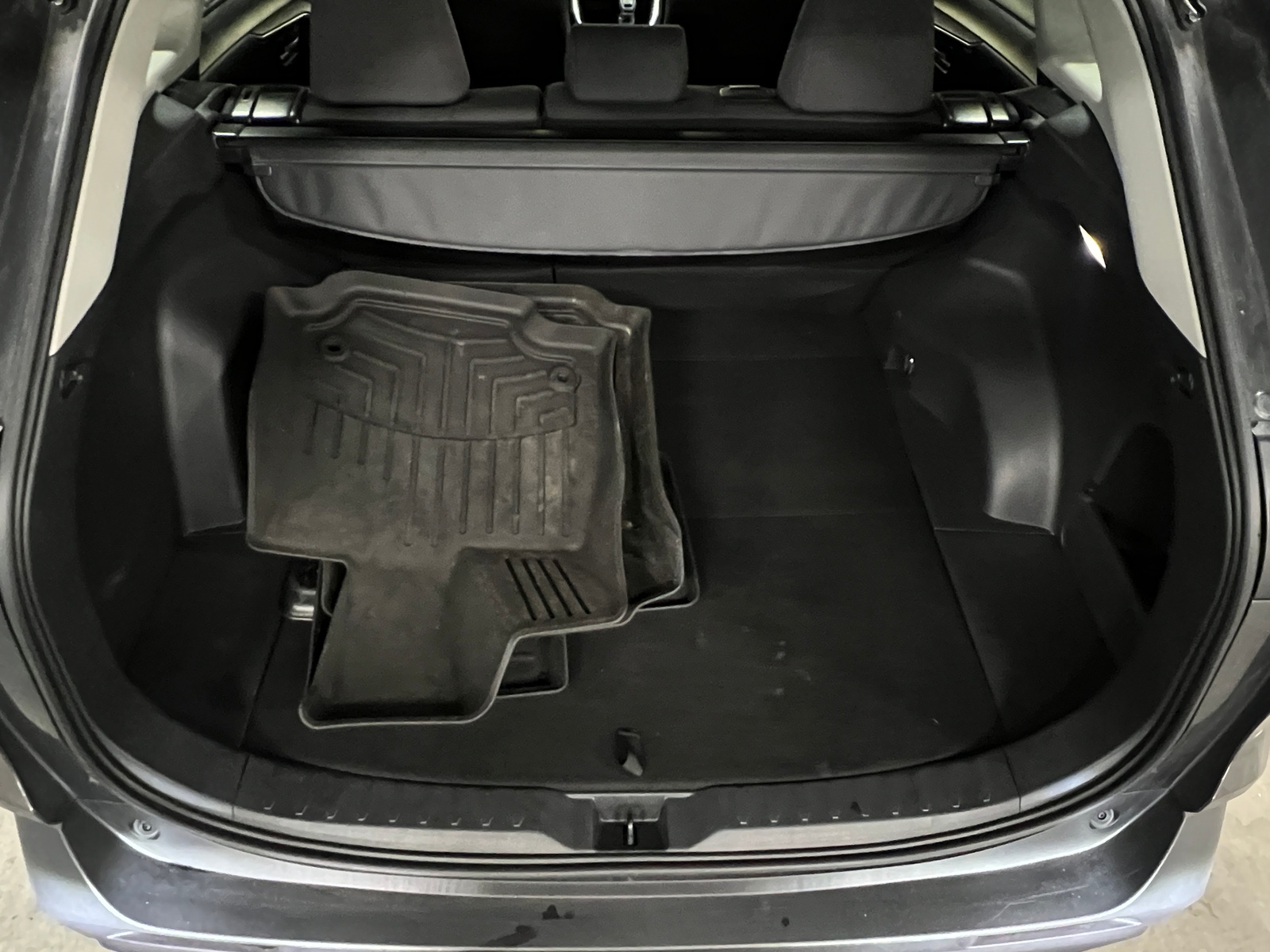 Thumbnail: 2024 Toyota RAV4 - 7