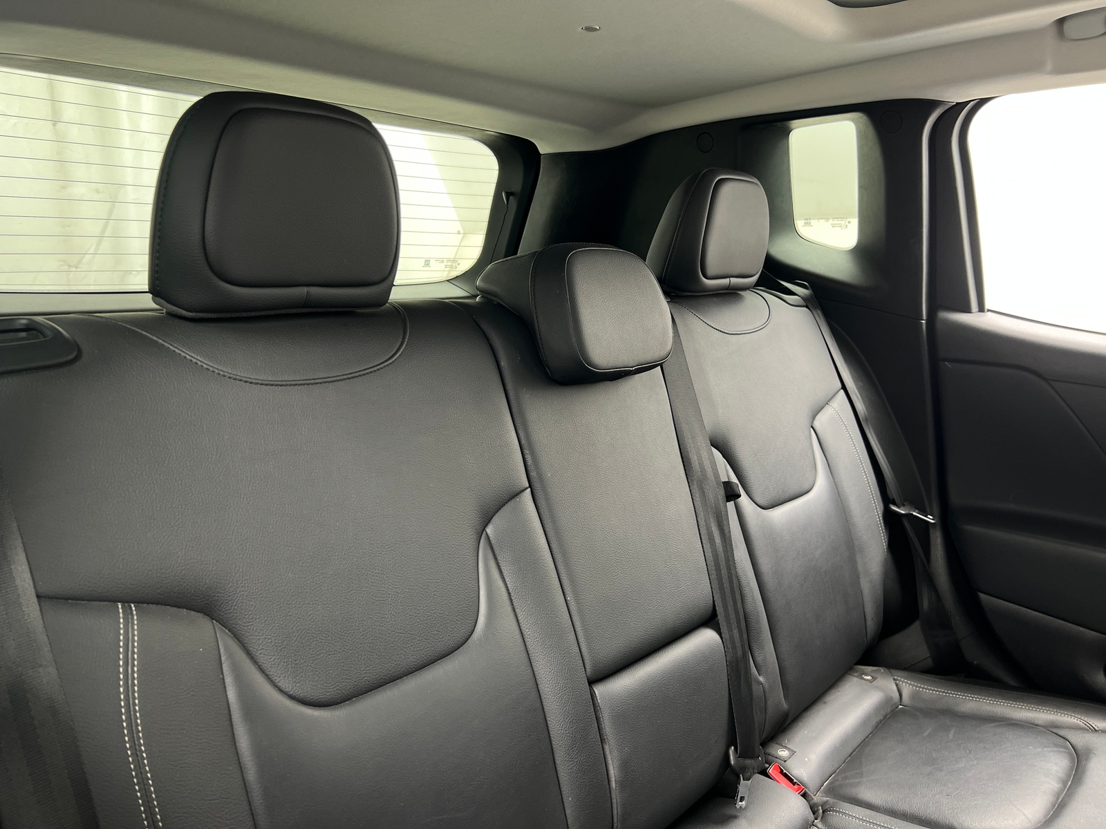 Thumbnail: 2018 Jeep Renegade - 5