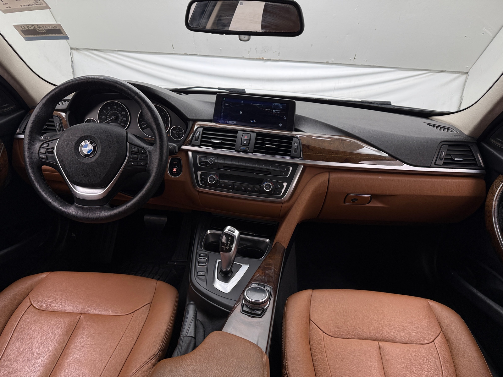 Thumbnail: 2015 BMW 3 Series - 2