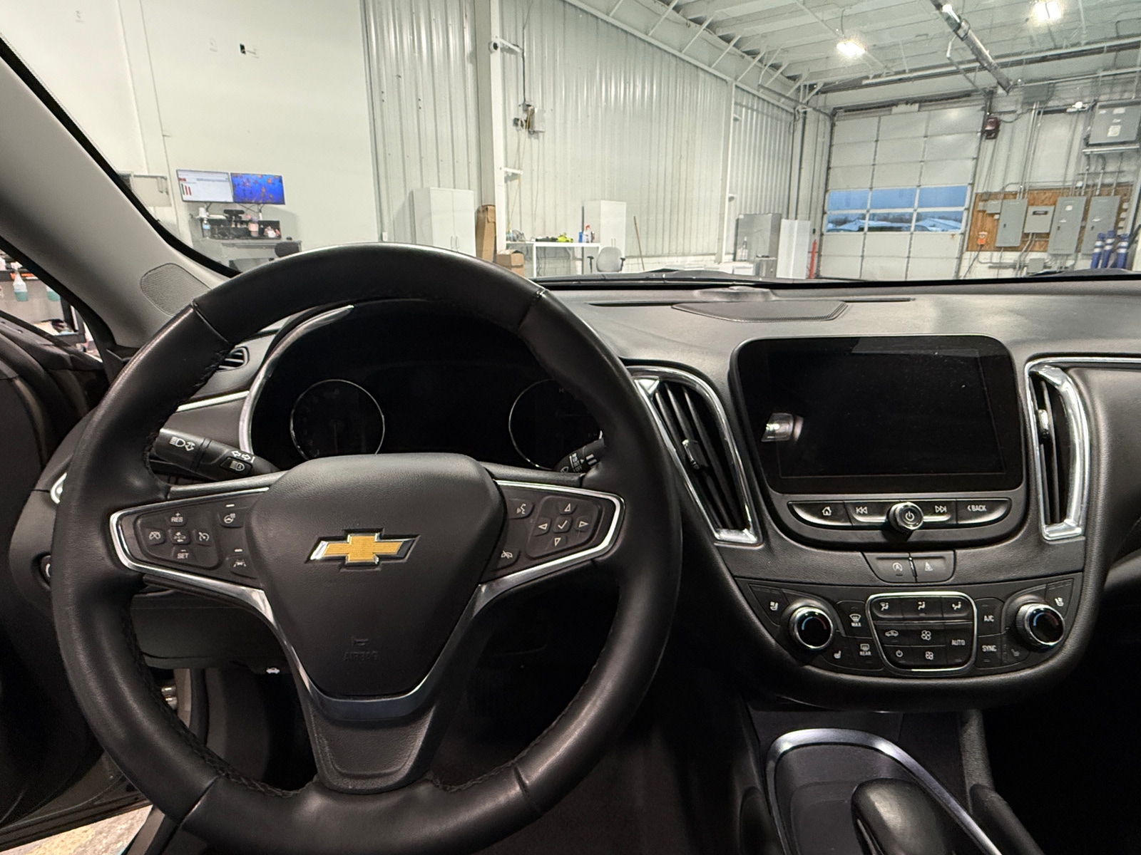 Thumbnail: 2024 Chevrolet Malibu - 2