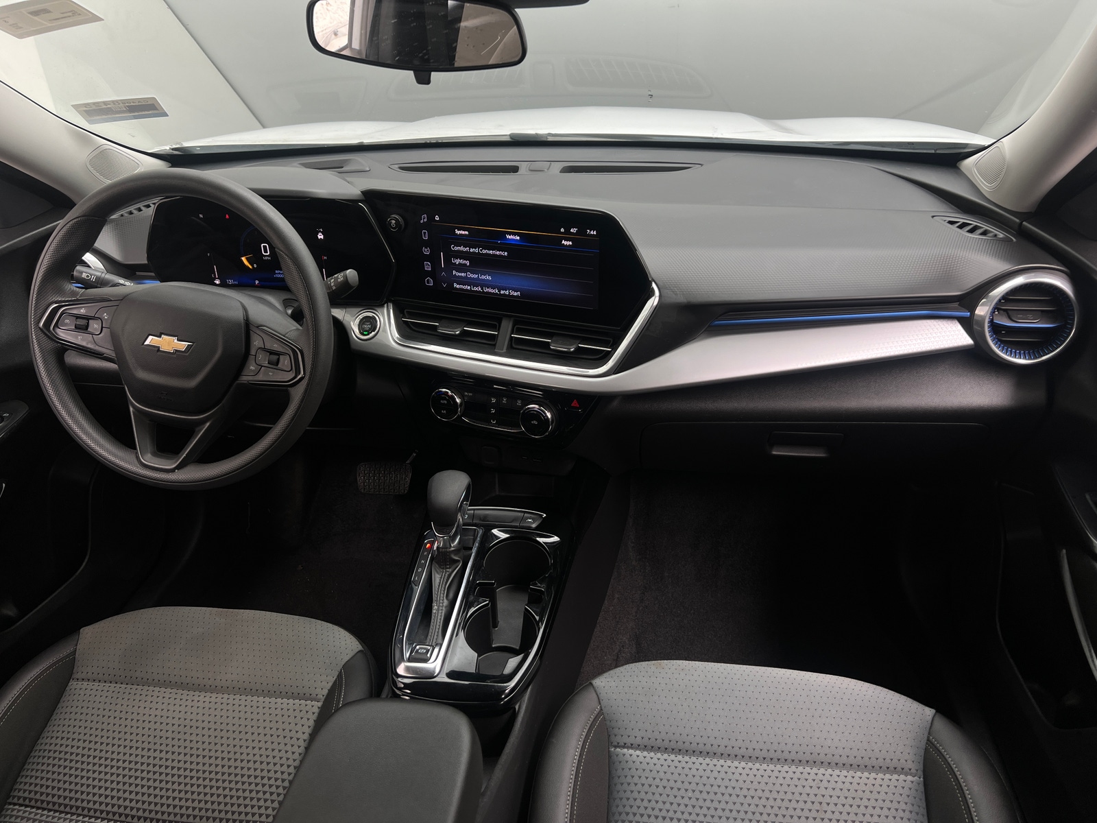 Thumbnail: 2024 Chevrolet Trax - 3