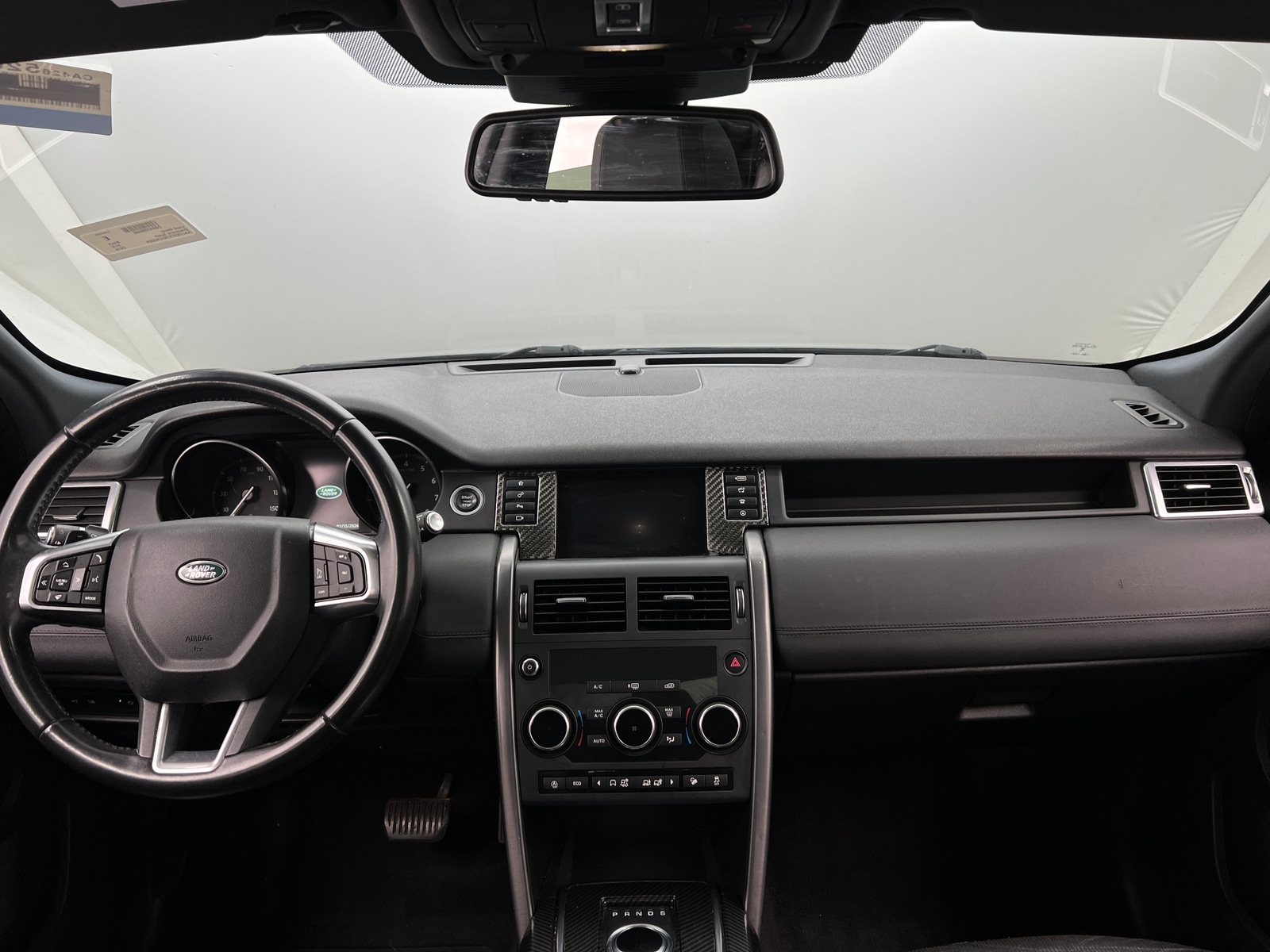 Thumbnail: 2019 Land Rover Discovery Sport - 2