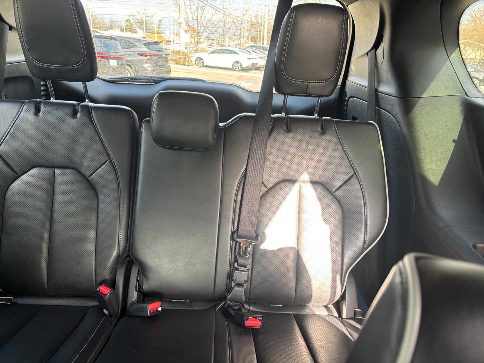 Thumbnail: 2025 Chrysler Pacifica - 5