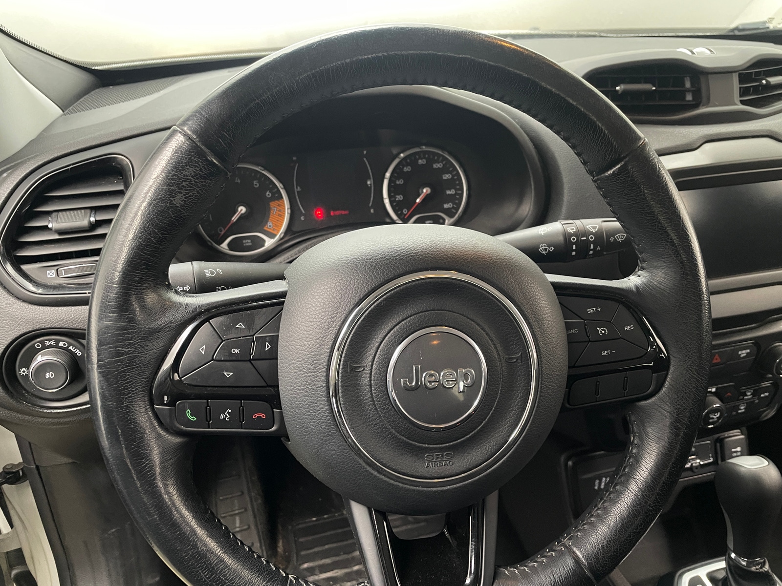 Thumbnail: 2020 Jeep Renegade - 5