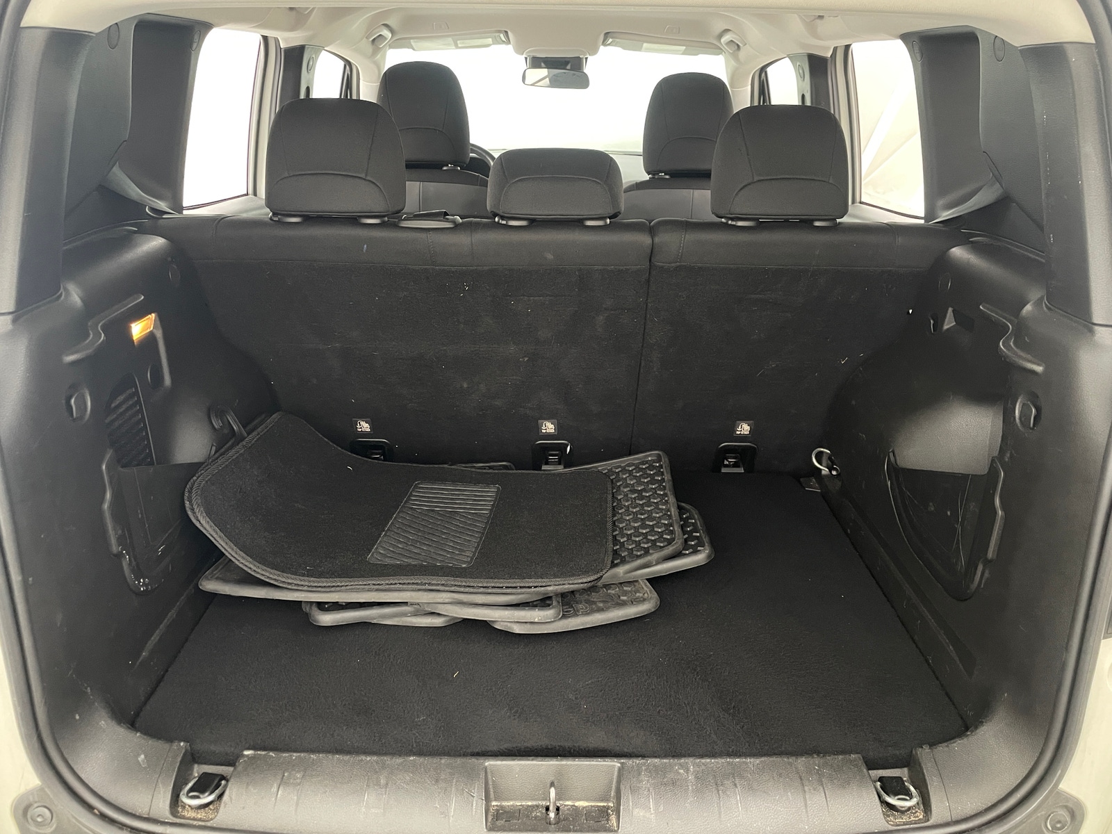 Thumbnail: 2020 Jeep Renegade - 7