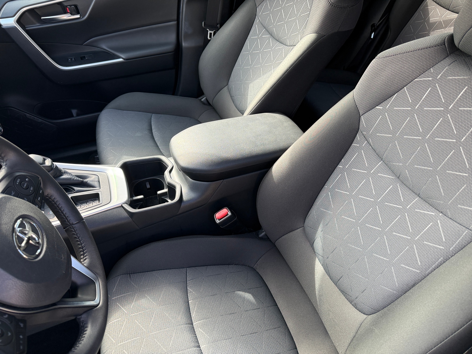 Thumbnail: 2025 Toyota RAV4 - 2