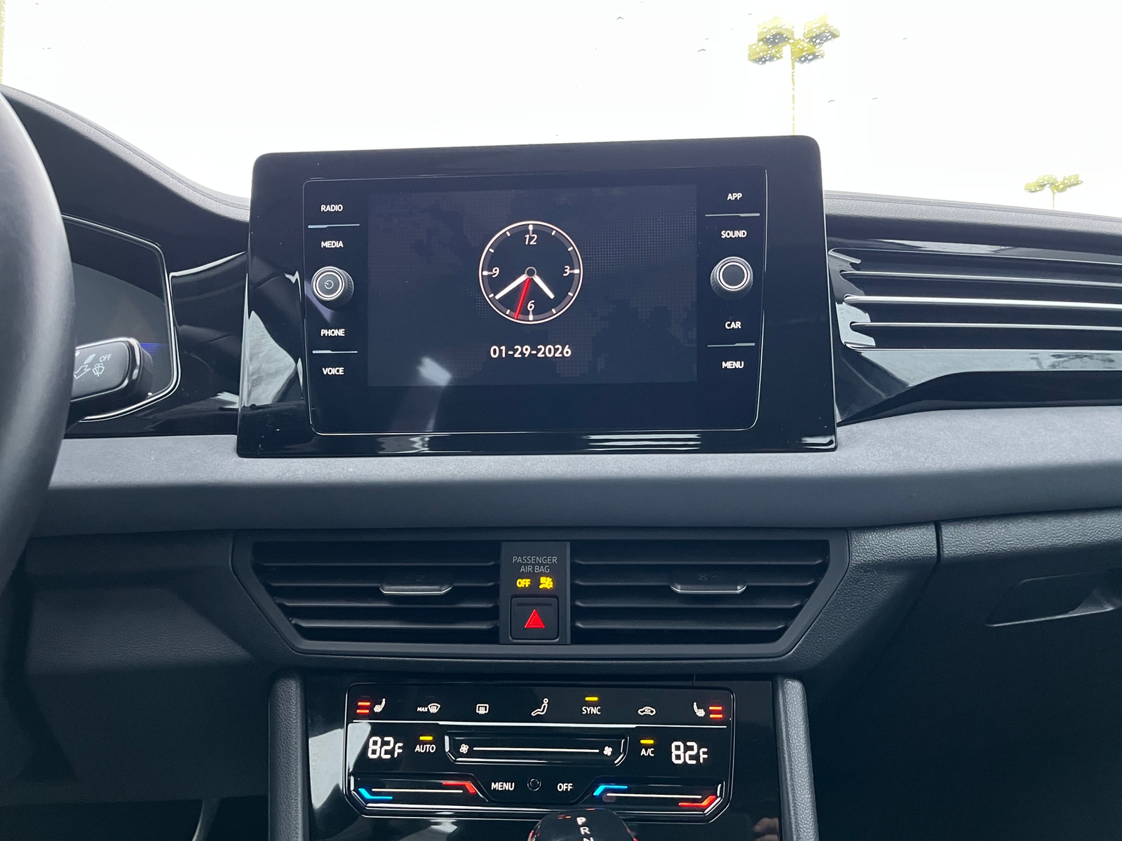 Thumbnail: 2025 Volkswagen Jetta - 4