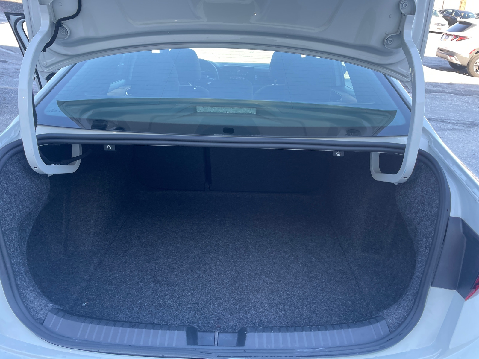 Thumbnail: 2025 Volkswagen Jetta - 6