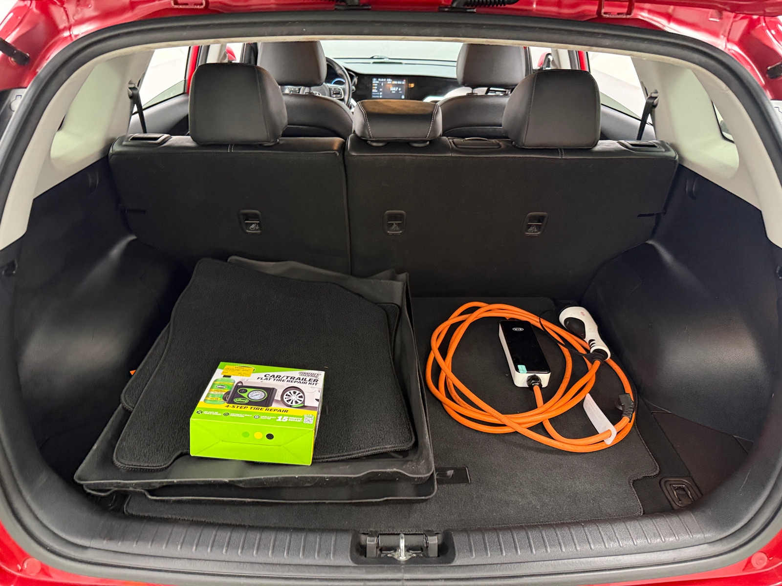 Thumbnail: 2020 Kia Niro - 7