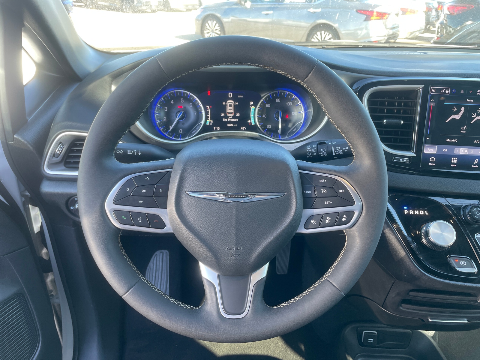 Thumbnail: 2025 Chrysler Pacifica - 5