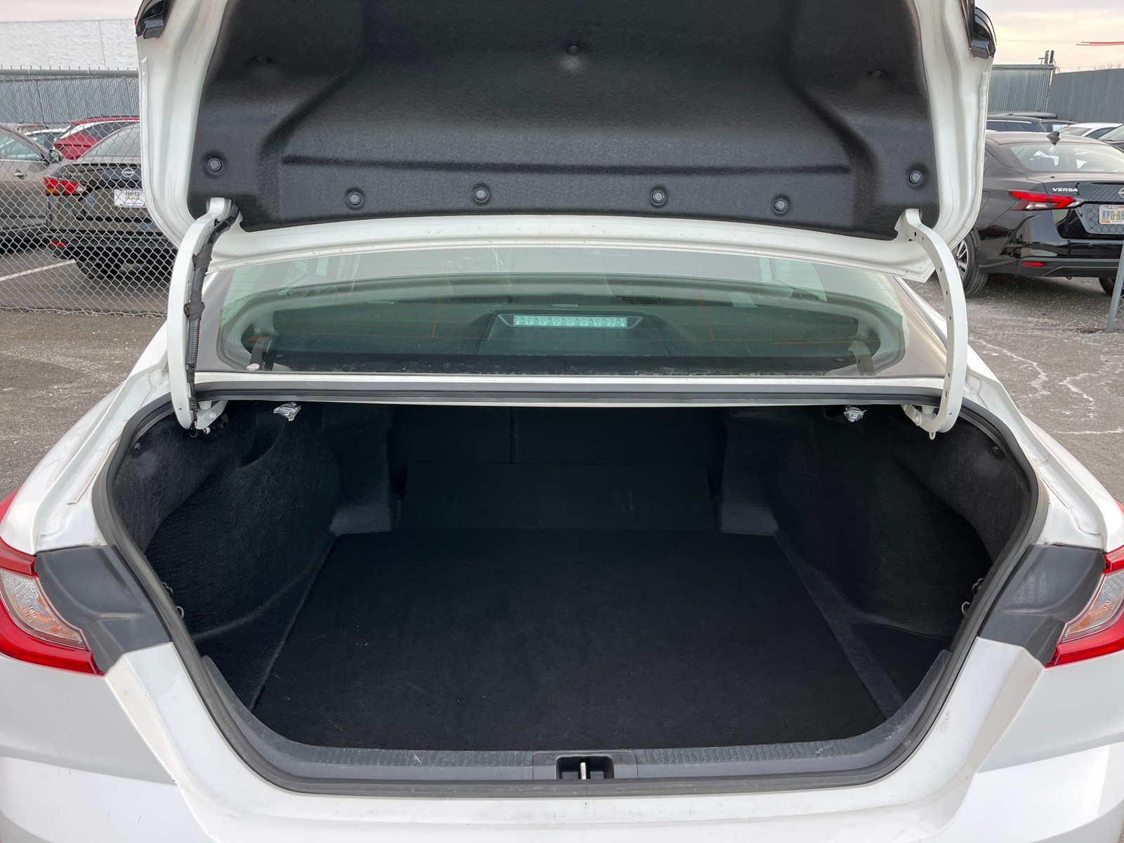 Thumbnail: 2025 Toyota Camry - 6