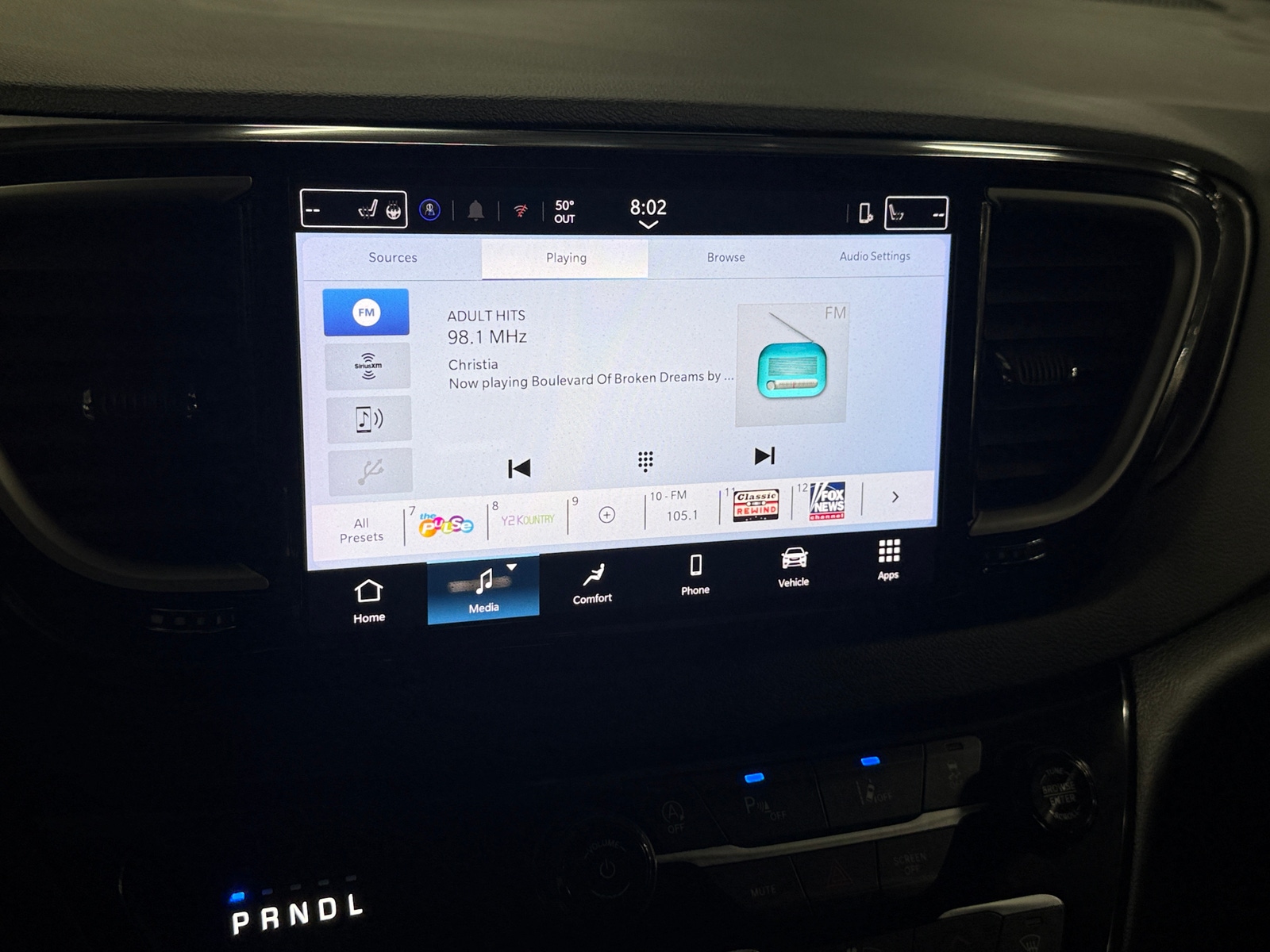 Thumbnail: 2025 Chrysler Pacifica - 3