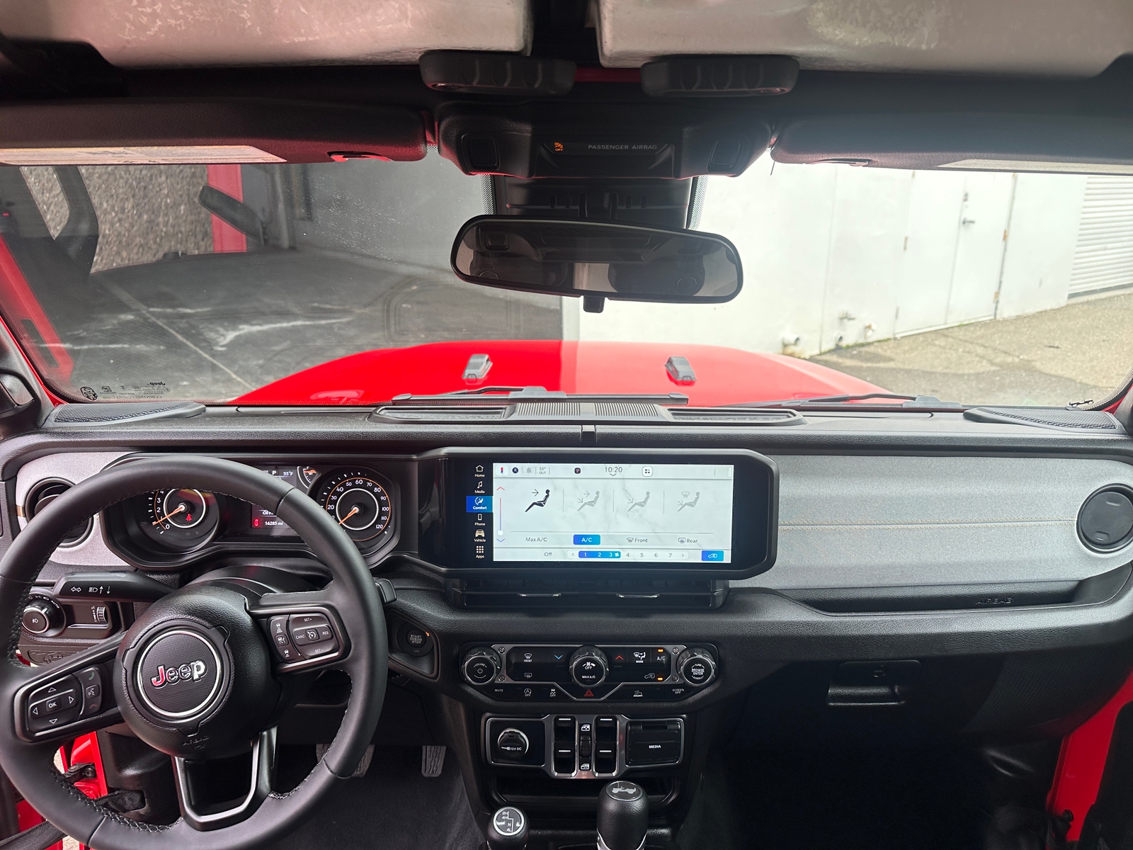 Thumbnail: 2025 Jeep Wrangler - 3