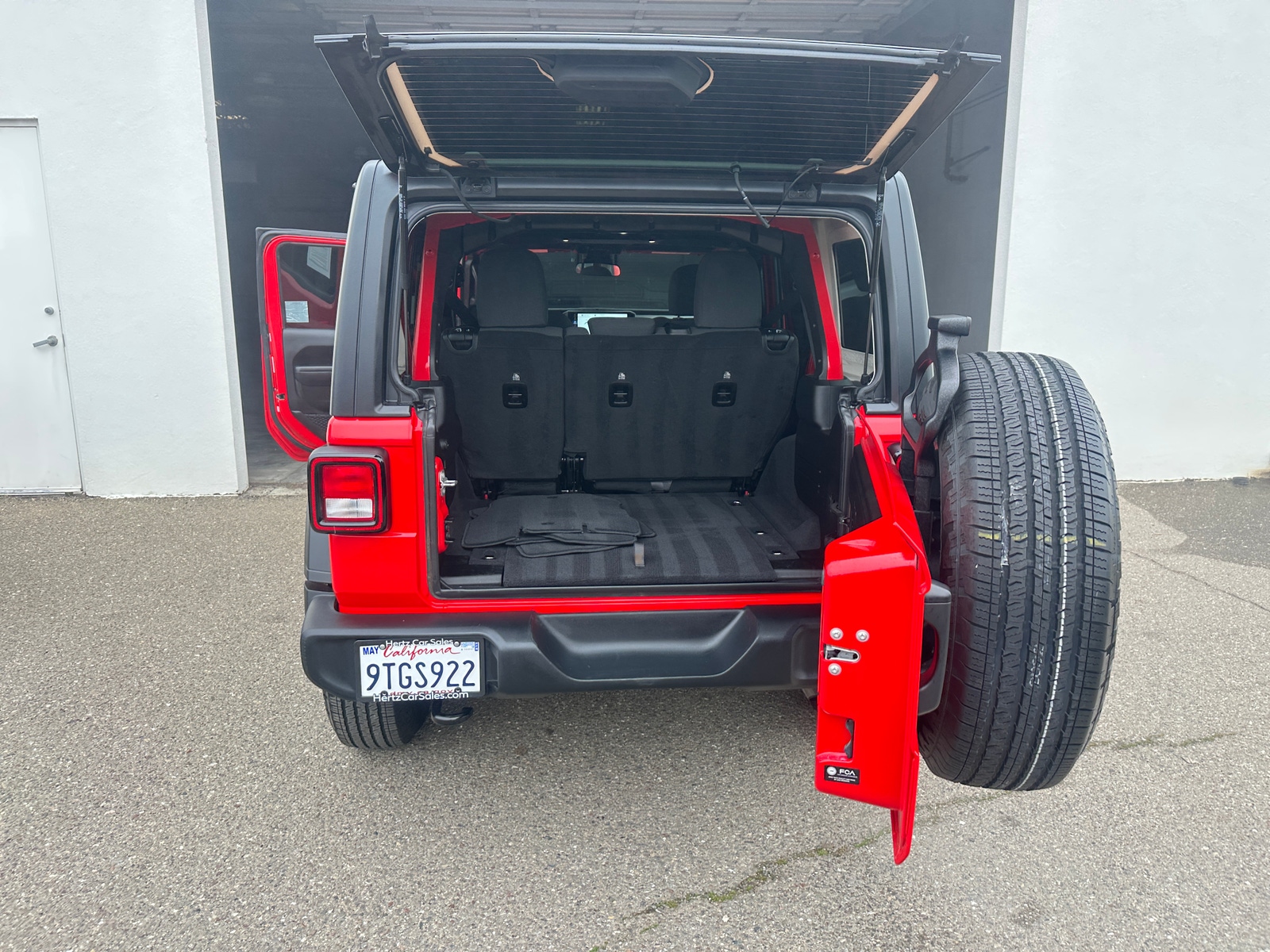 Thumbnail: 2025 Jeep Wrangler - 6