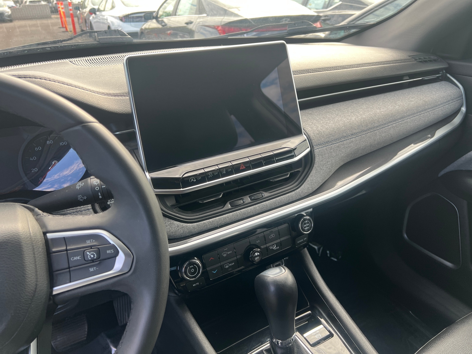 Thumbnail: 2023 Jeep Compass - 4