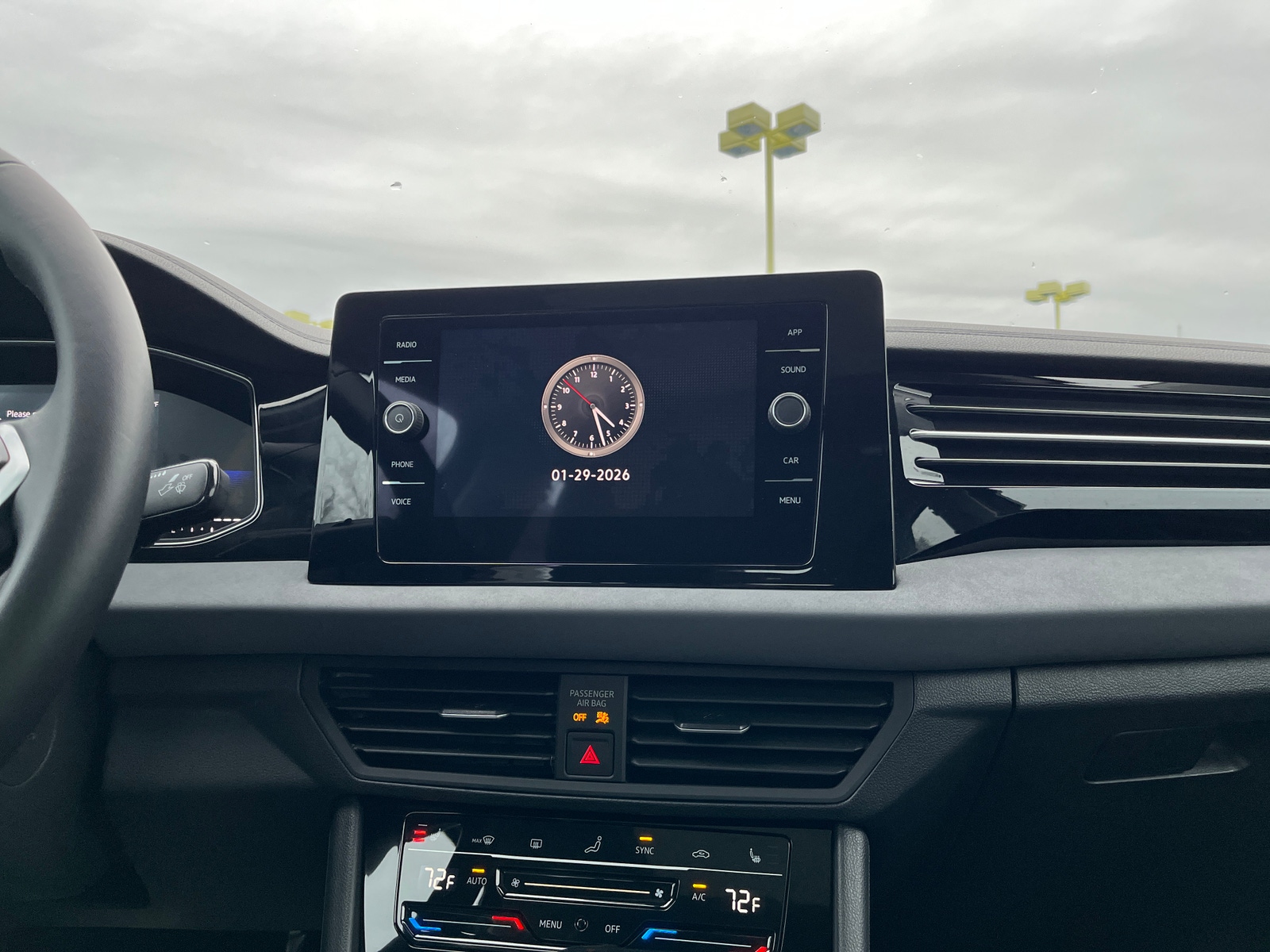 Thumbnail: 2025 Volkswagen Jetta - 4