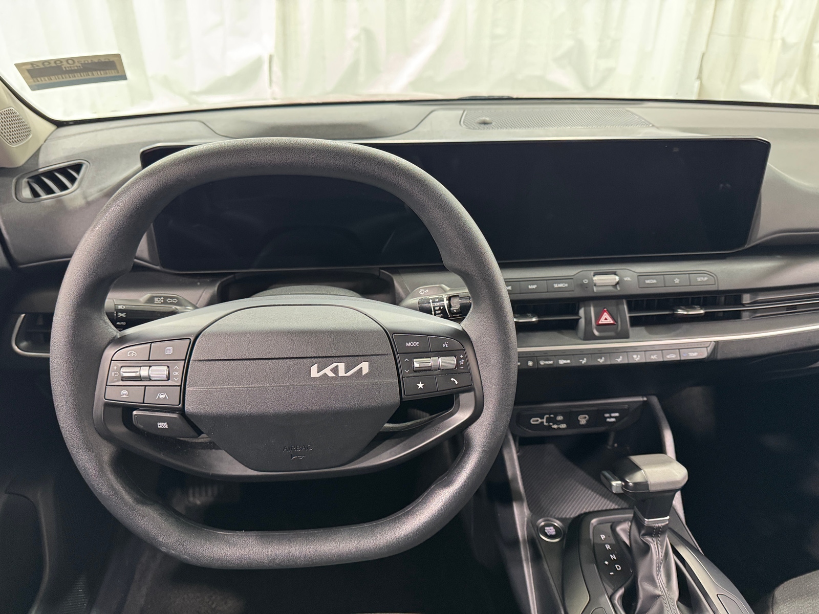 Thumbnail: 2025 Kia K4 - 5