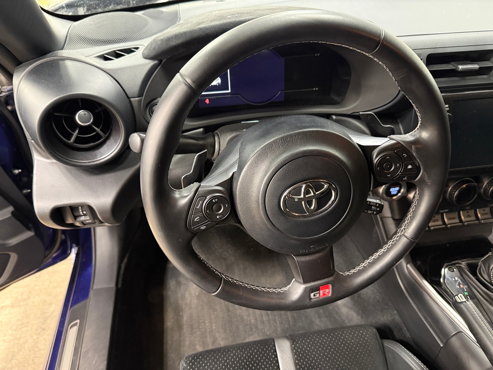 Thumbnail: 2023 Toyota GR86 - 3