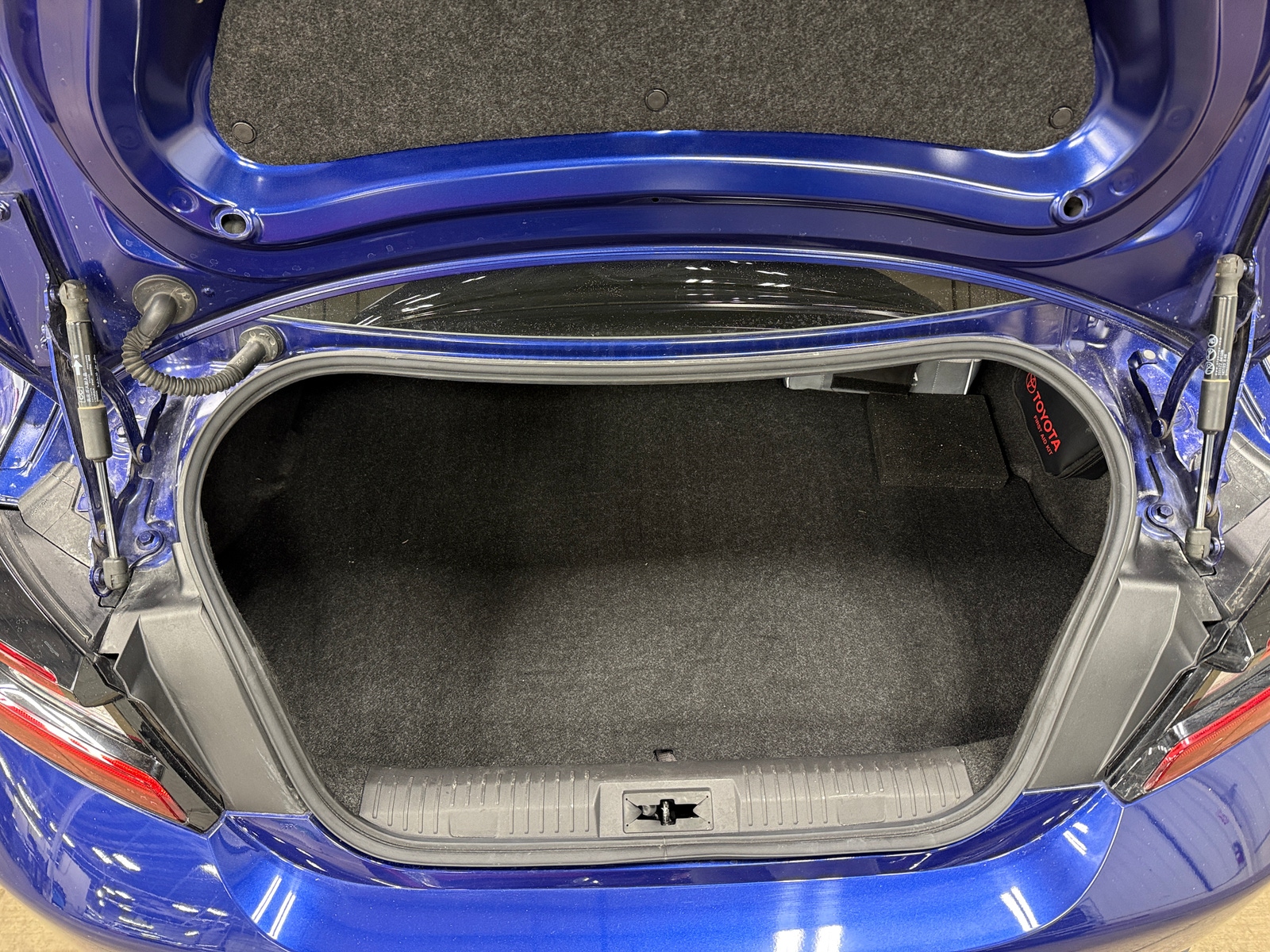 Thumbnail: 2023 Toyota GR86 - 5