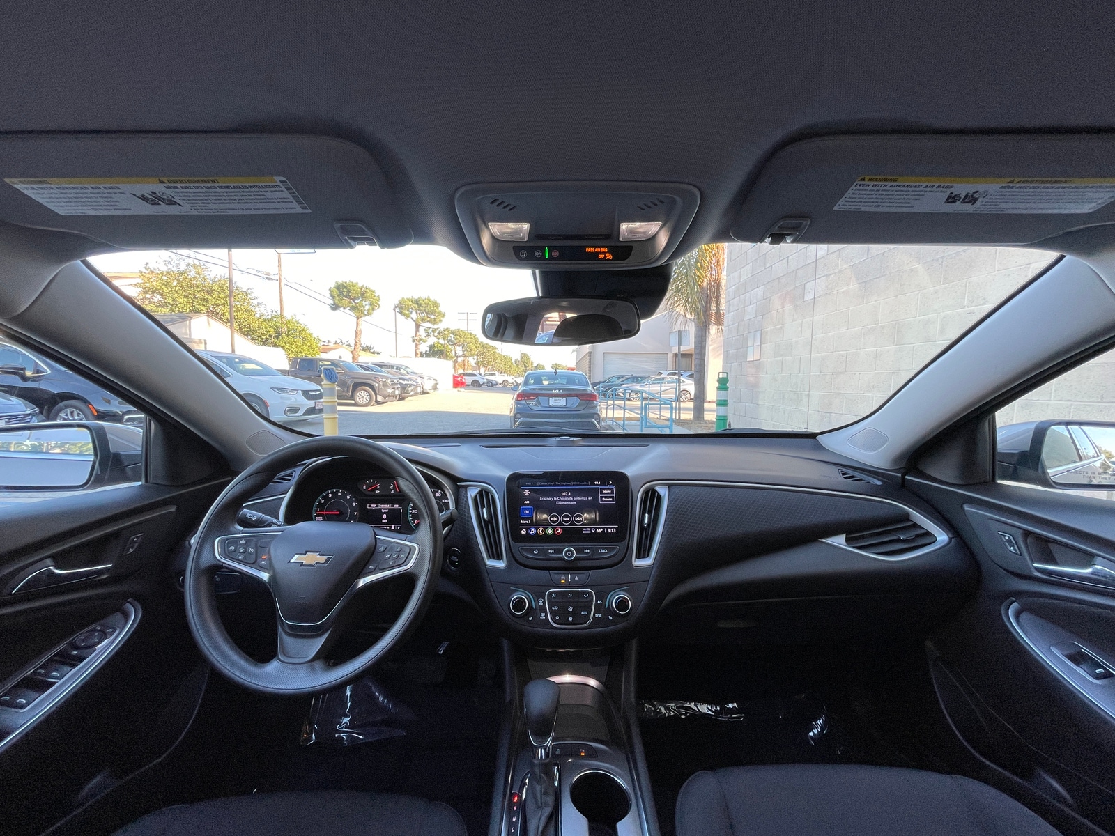 Thumbnail: 2024 Chevrolet Malibu - 3