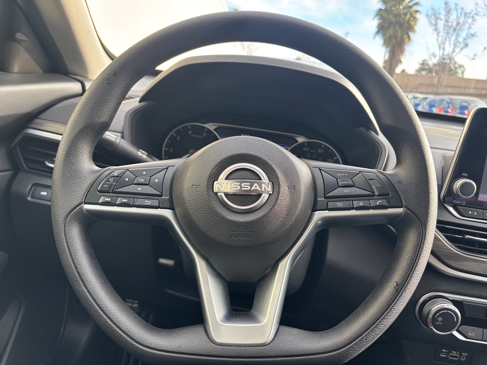 Thumbnail: 2025 Nissan Altima - 5