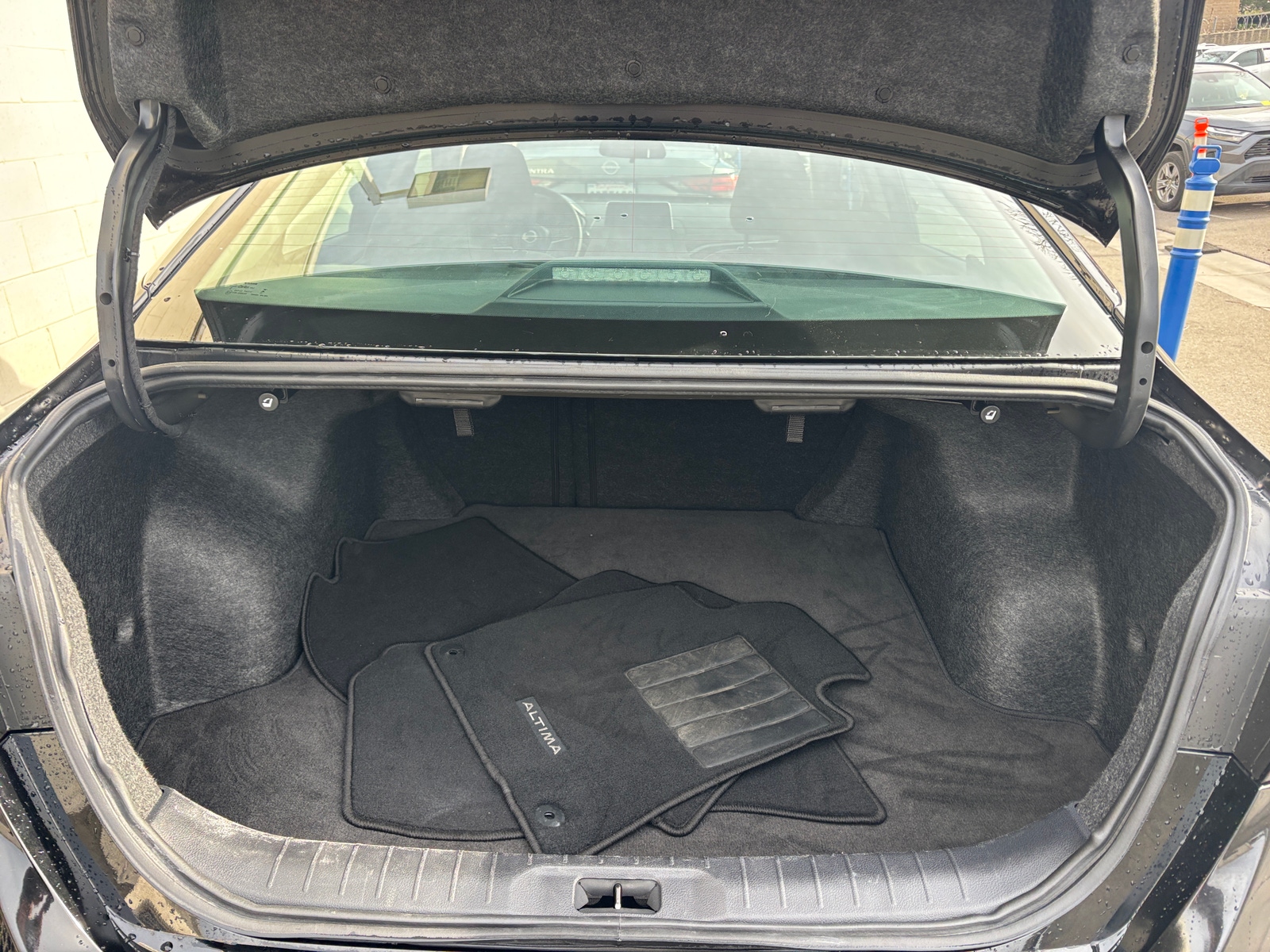 Thumbnail: 2025 Nissan Altima - 6