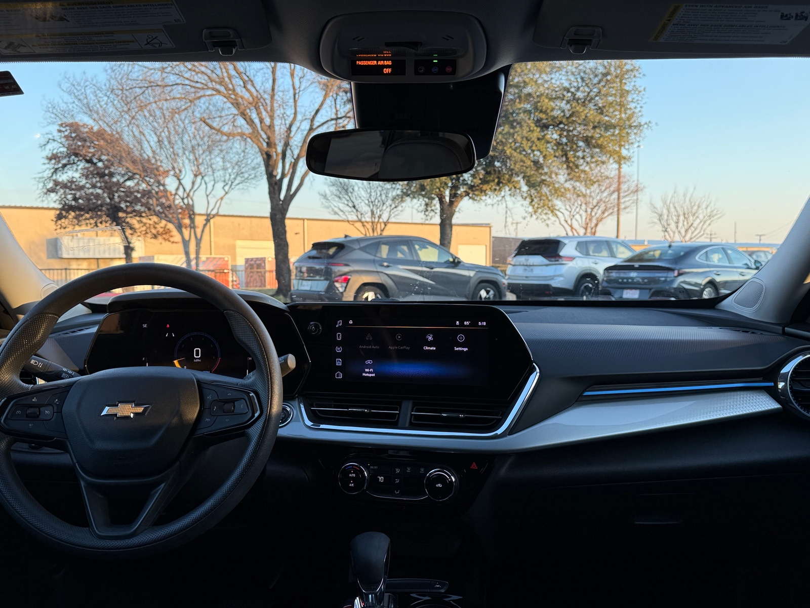 Thumbnail: 2025 Chevrolet Trax - 3