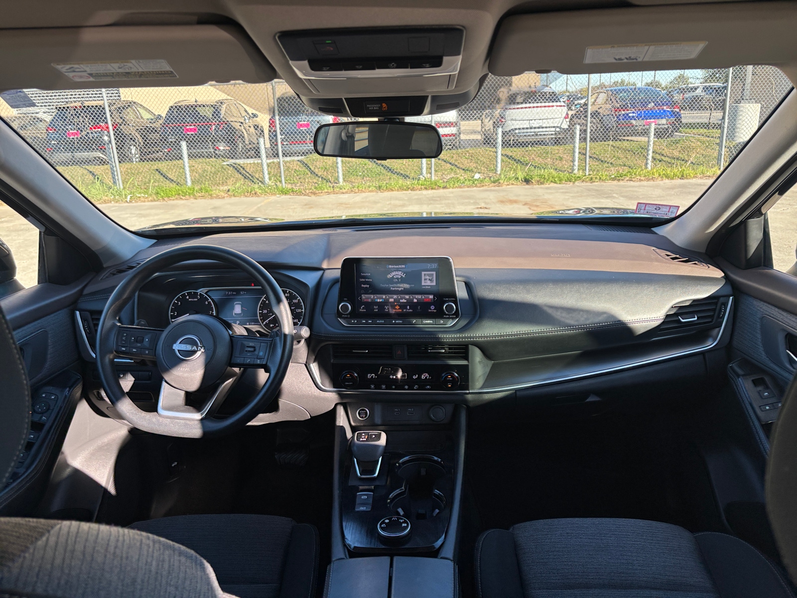 Thumbnail: 2023 Nissan Rogue - 3