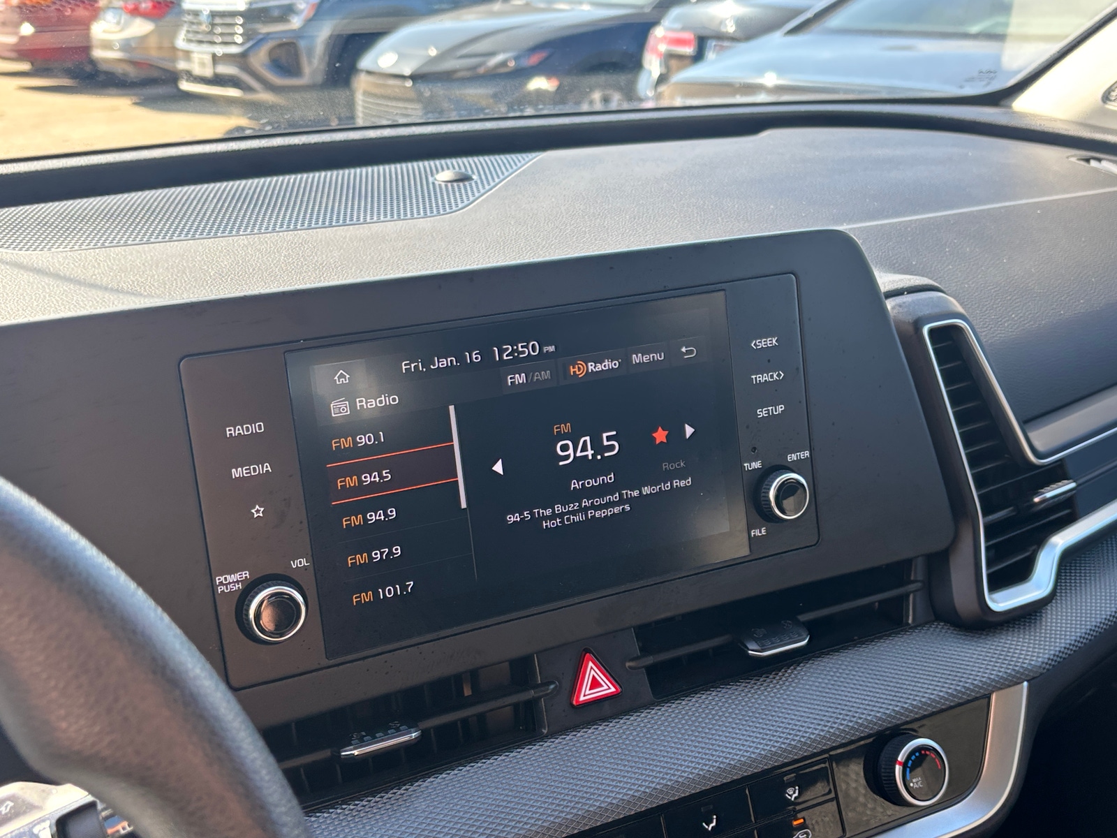 Thumbnail: 2025 Kia Sportage - 4