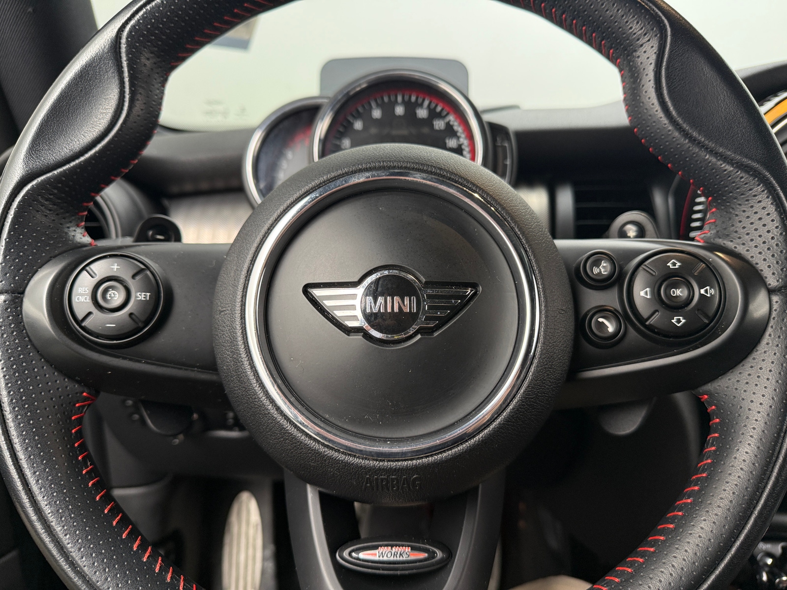 Thumbnail: 2019 MINI Cooper Hardtop - 5
