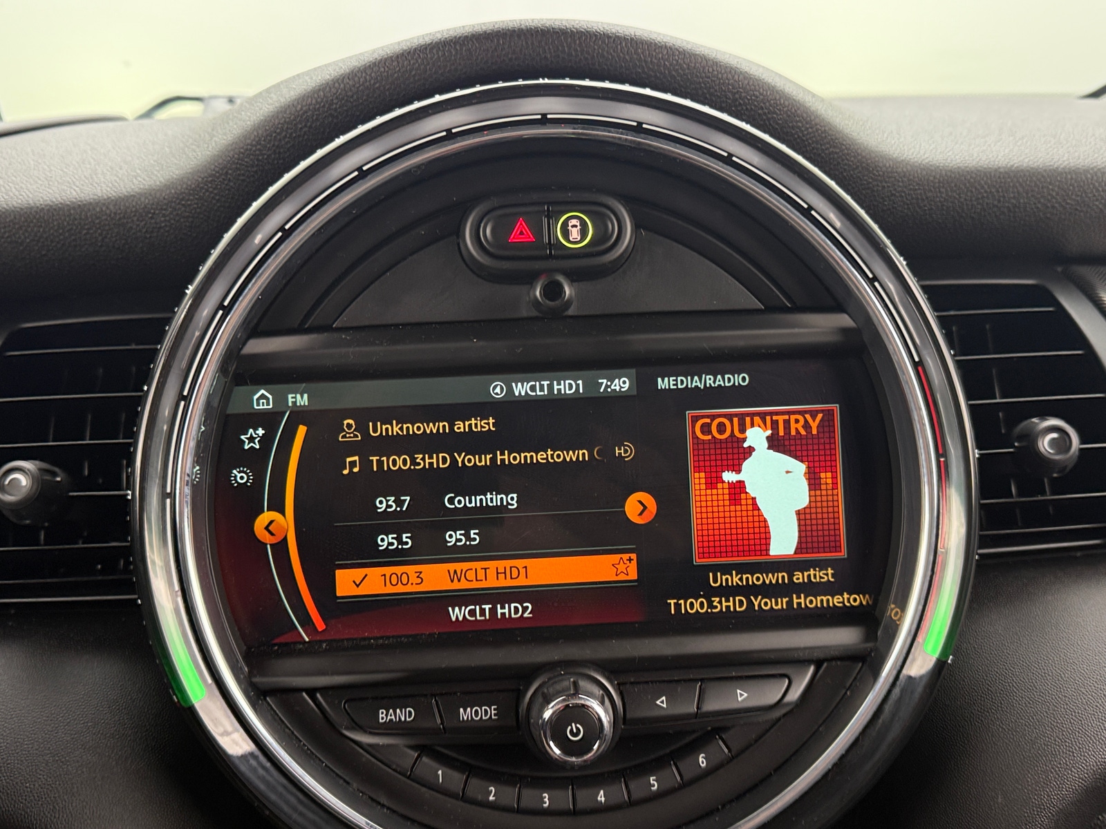 Thumbnail: 2019 MINI Cooper Hardtop - 4