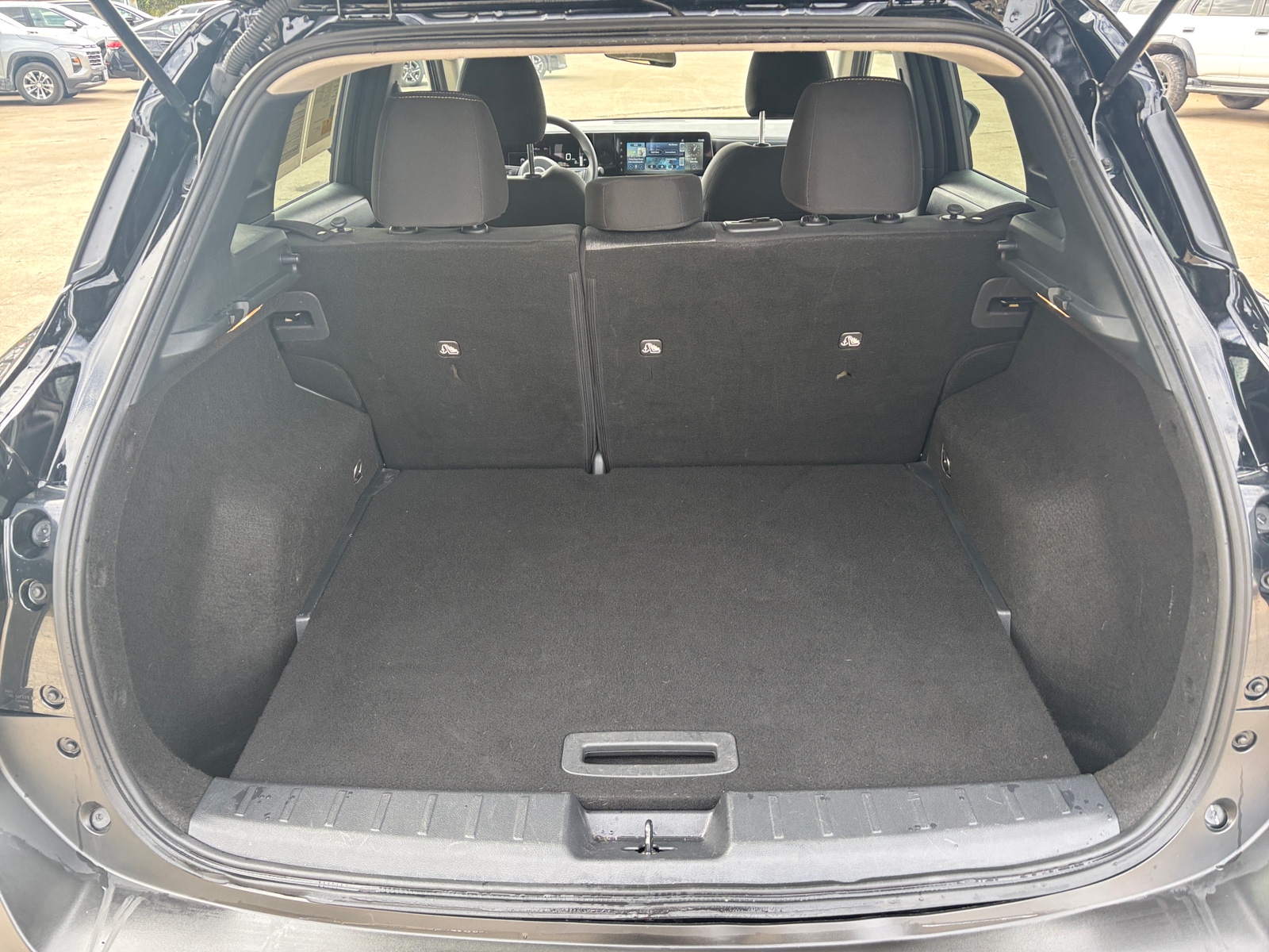 Thumbnail: 2025 Nissan Kicks - 6