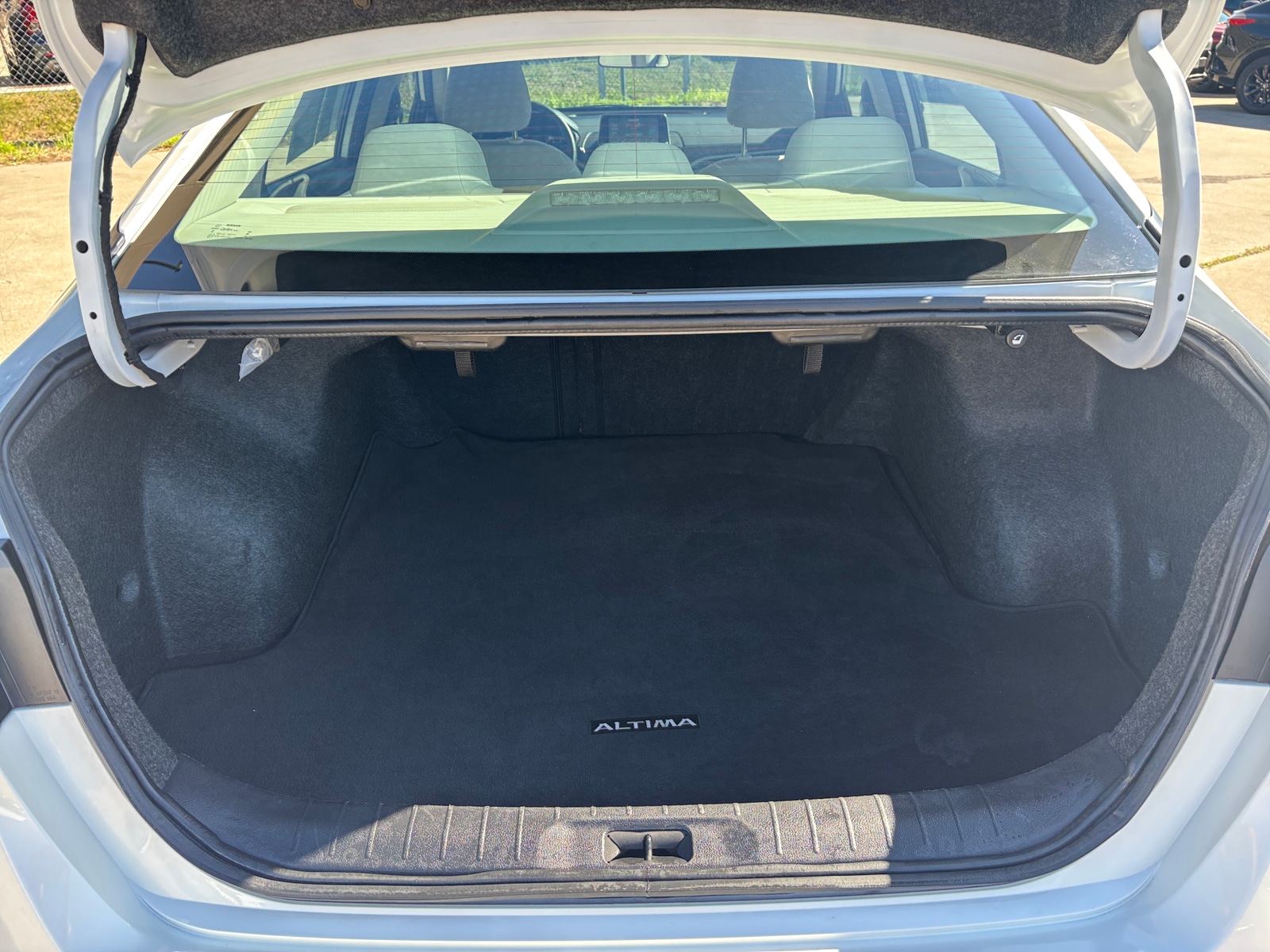 Thumbnail: 2025 Nissan Altima - 6