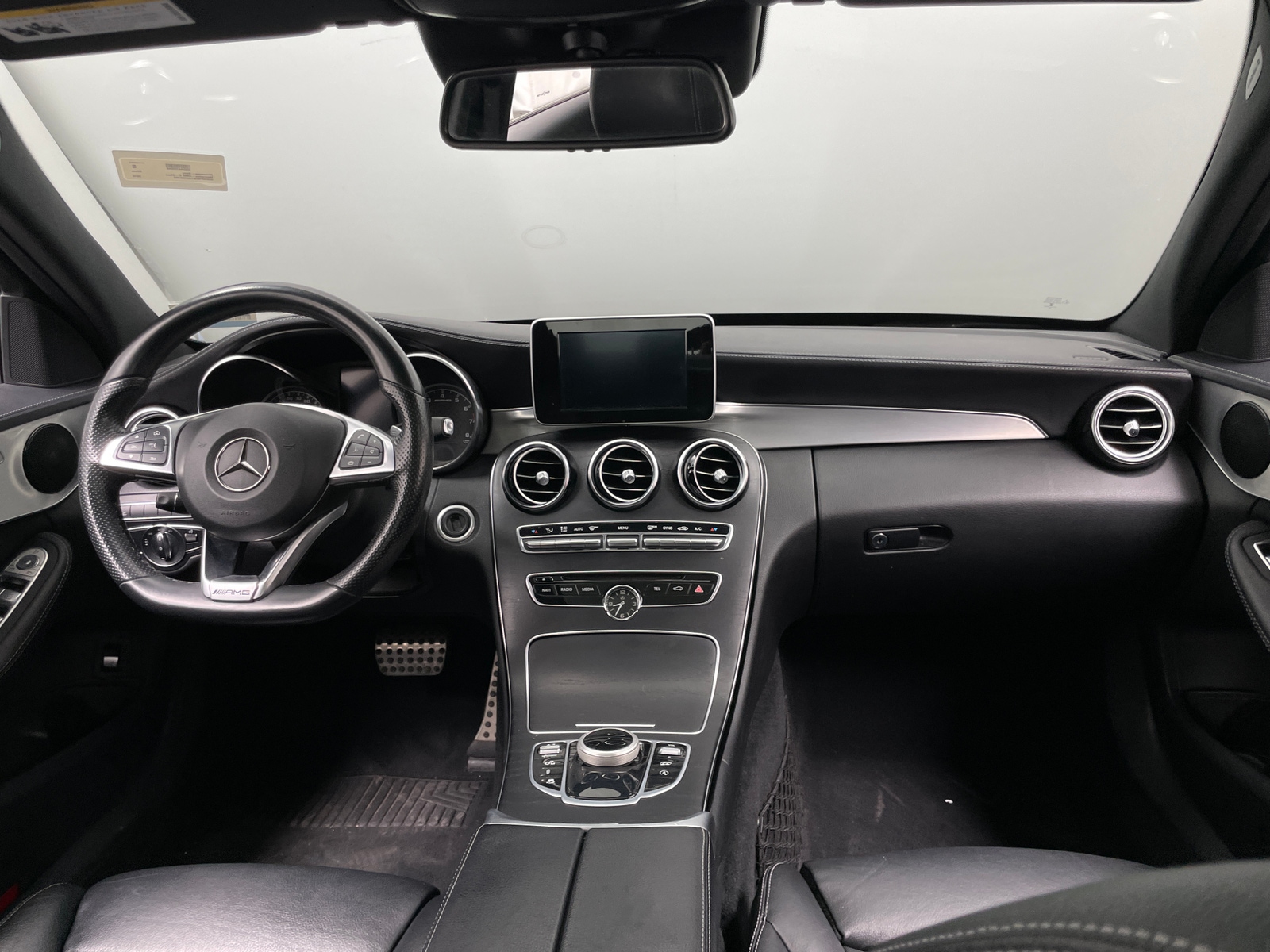 Thumbnail: 2018 Mercedes-Benz C-Class - 2