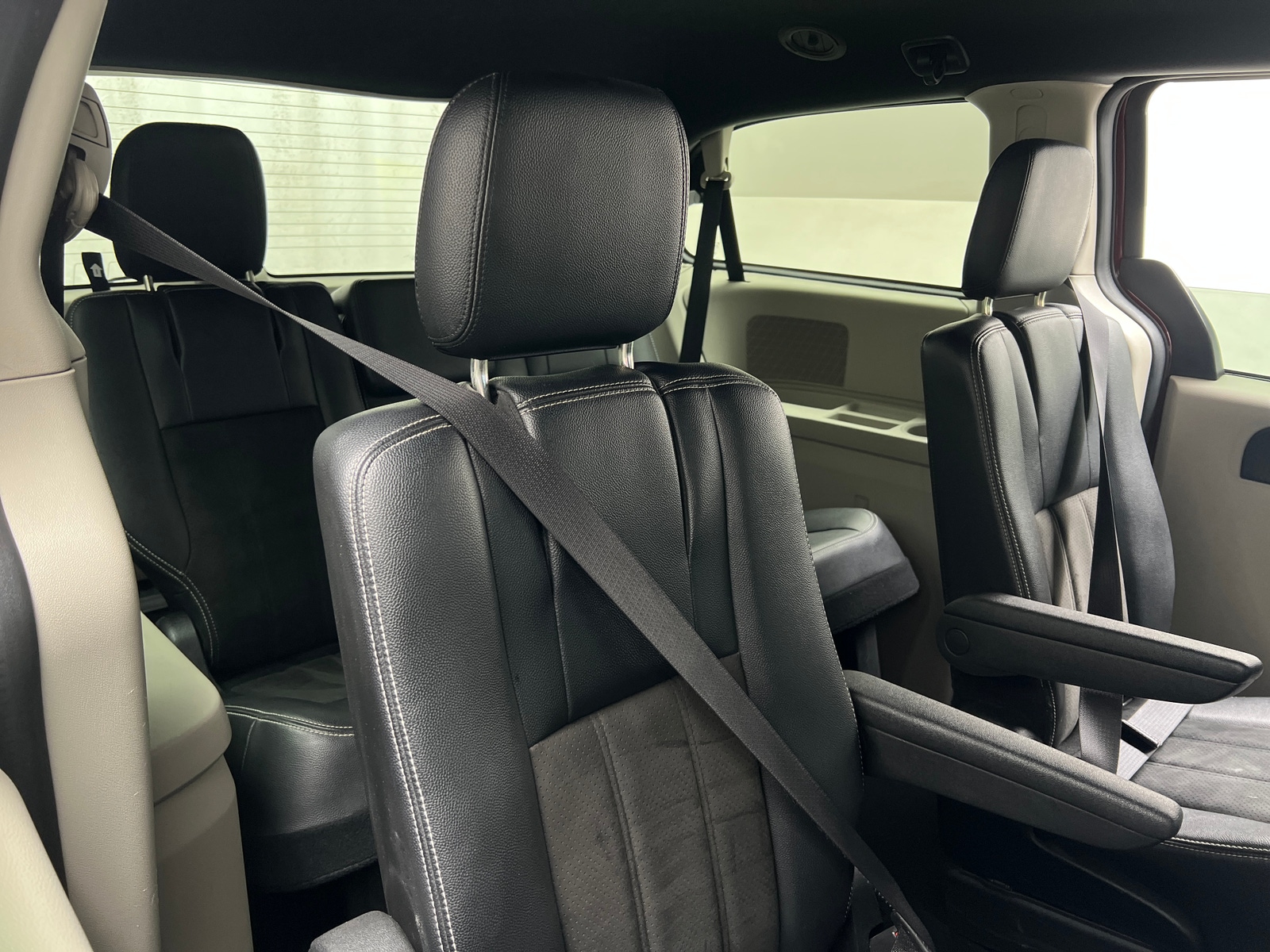 Thumbnail: 2020 Dodge Grand Caravan - 5