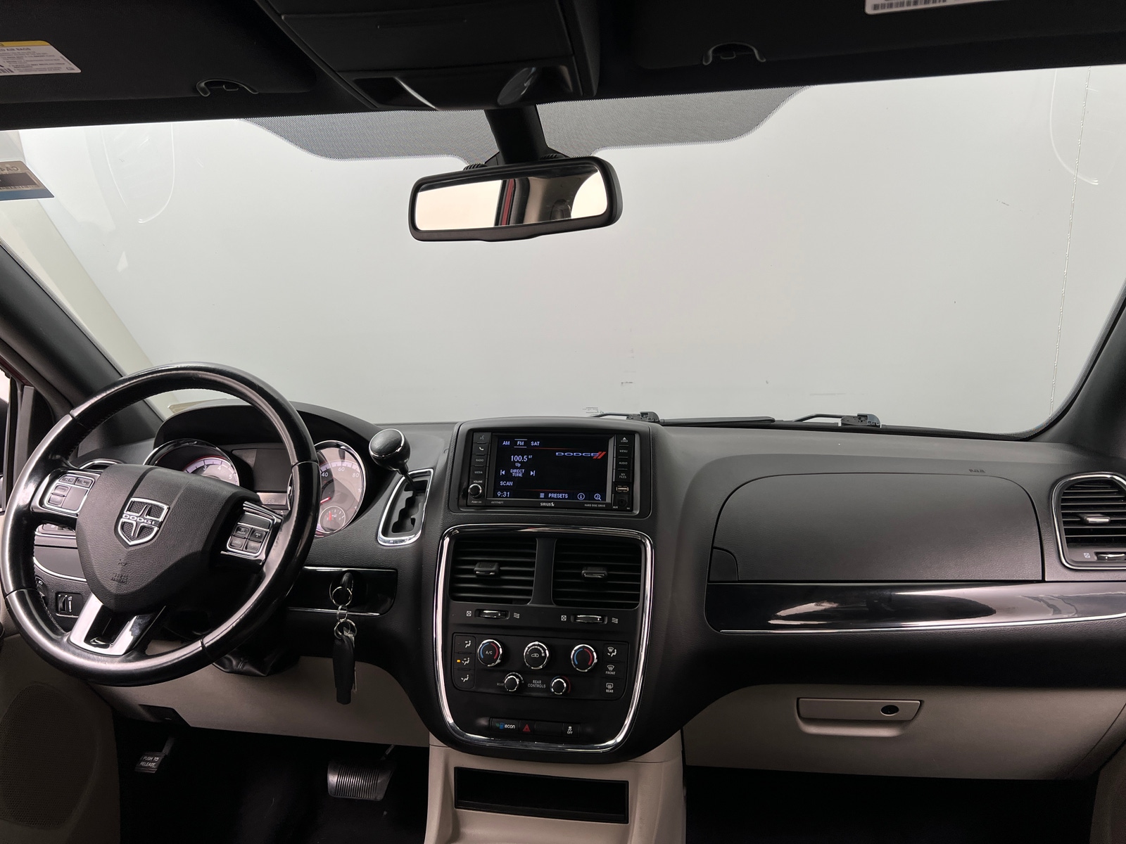 Thumbnail: 2020 Dodge Grand Caravan - 2