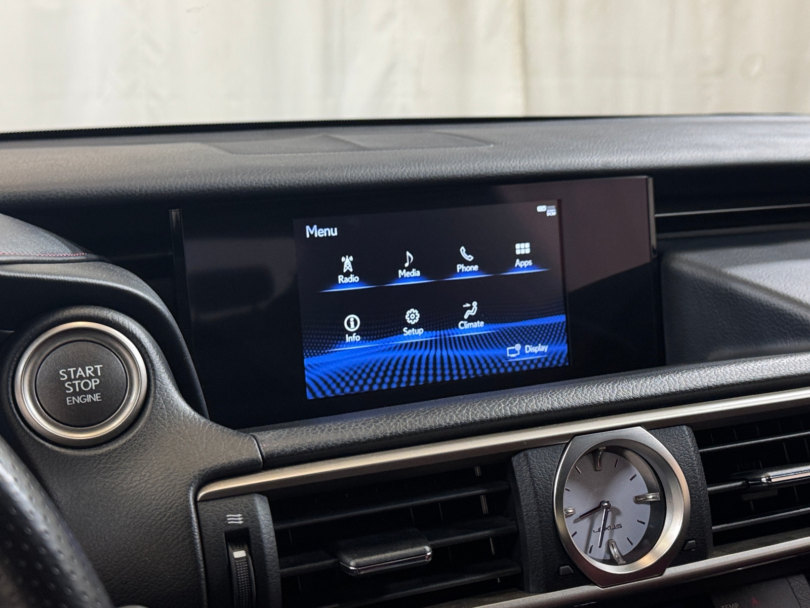 Thumbnail: 2018 Lexus RC - 2