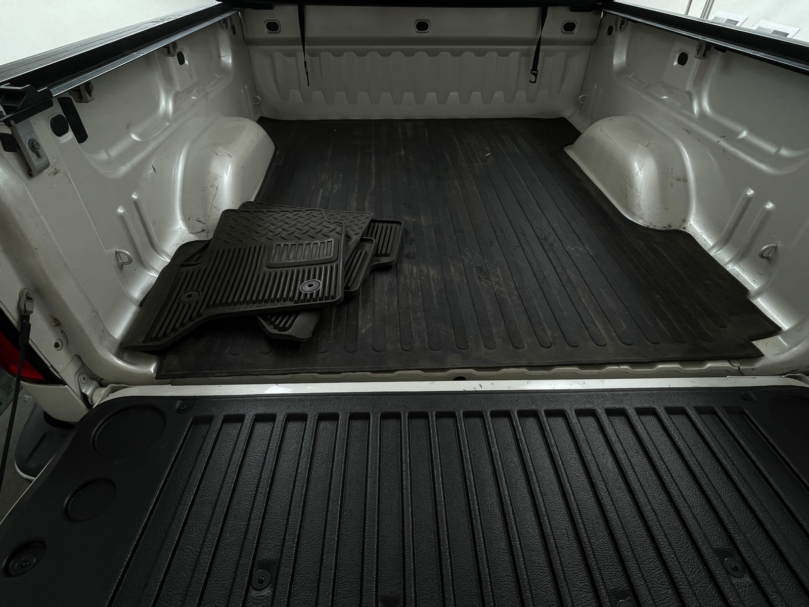 Thumbnail: 2015 GMC Sierra 1500 - 6