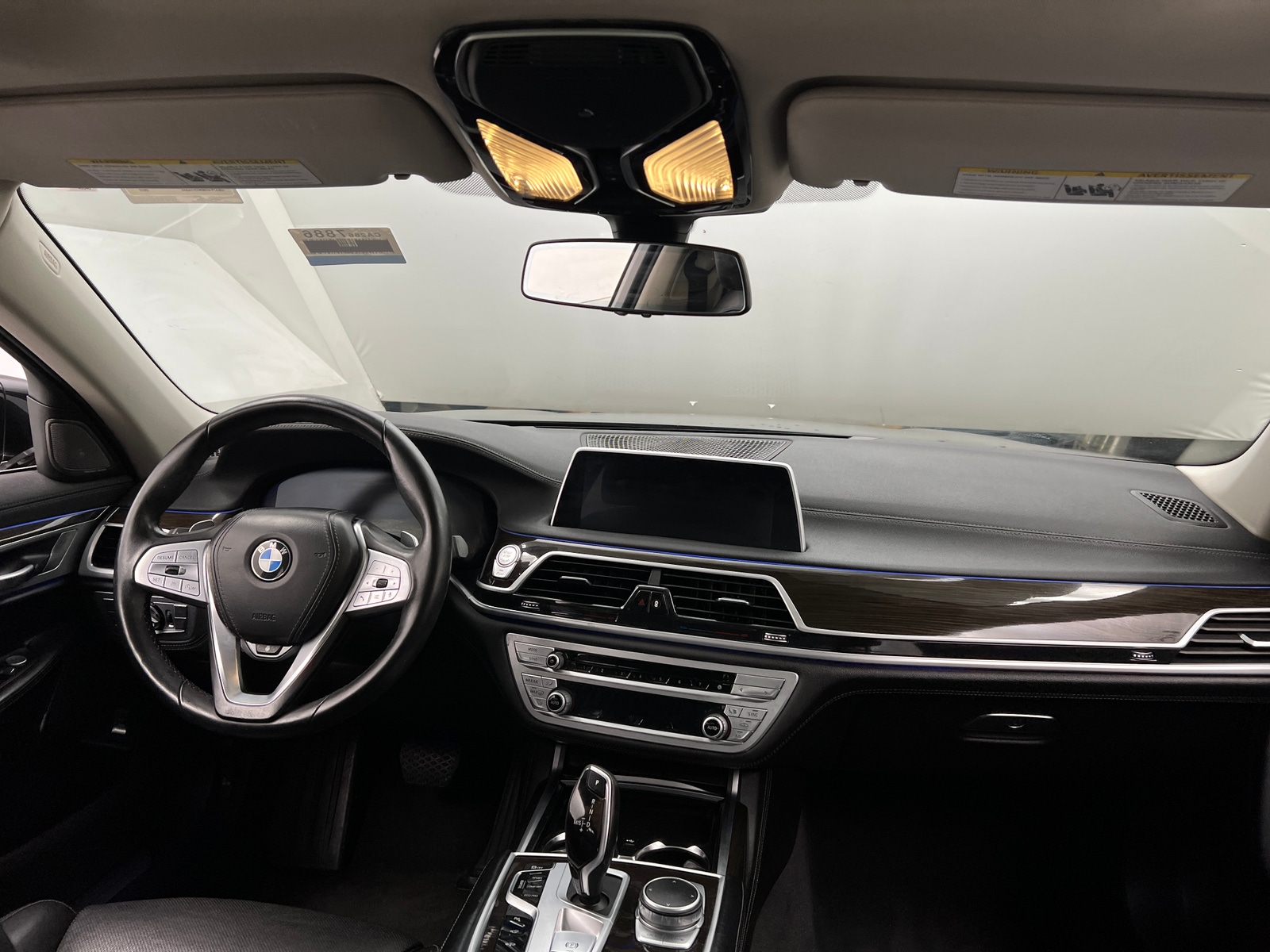 Thumbnail: 2022 BMW 7 Series - 2