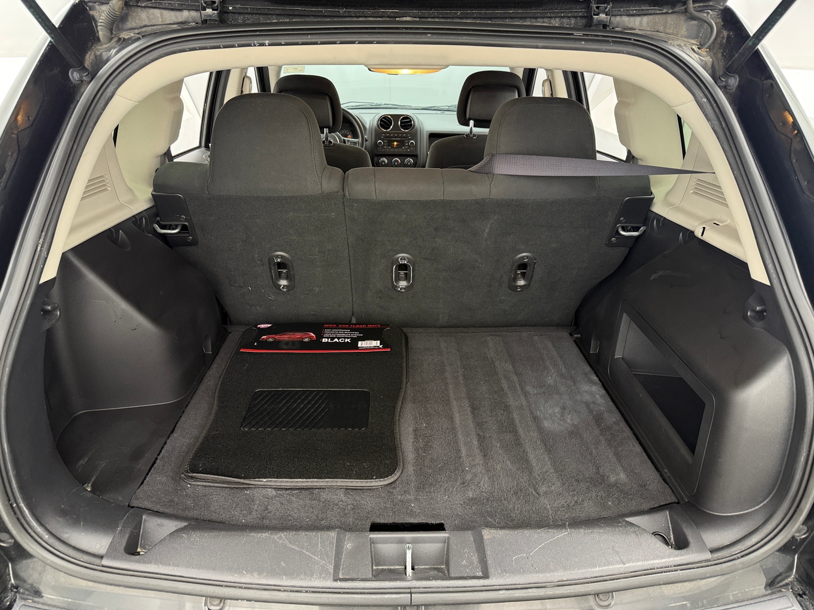 Thumbnail: 2017 Jeep Compass - 7