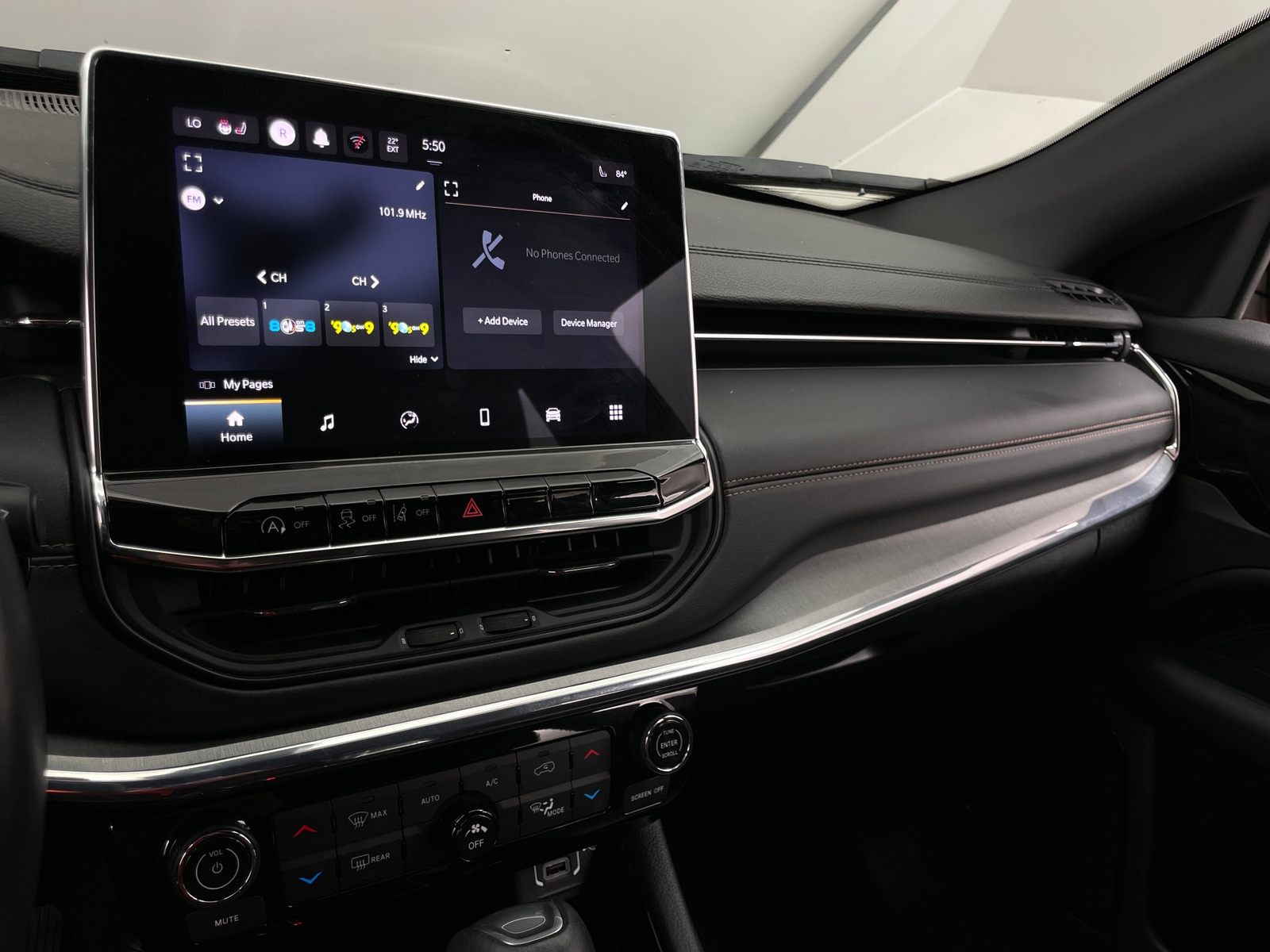 Thumbnail: 2022 Jeep Compass - 3