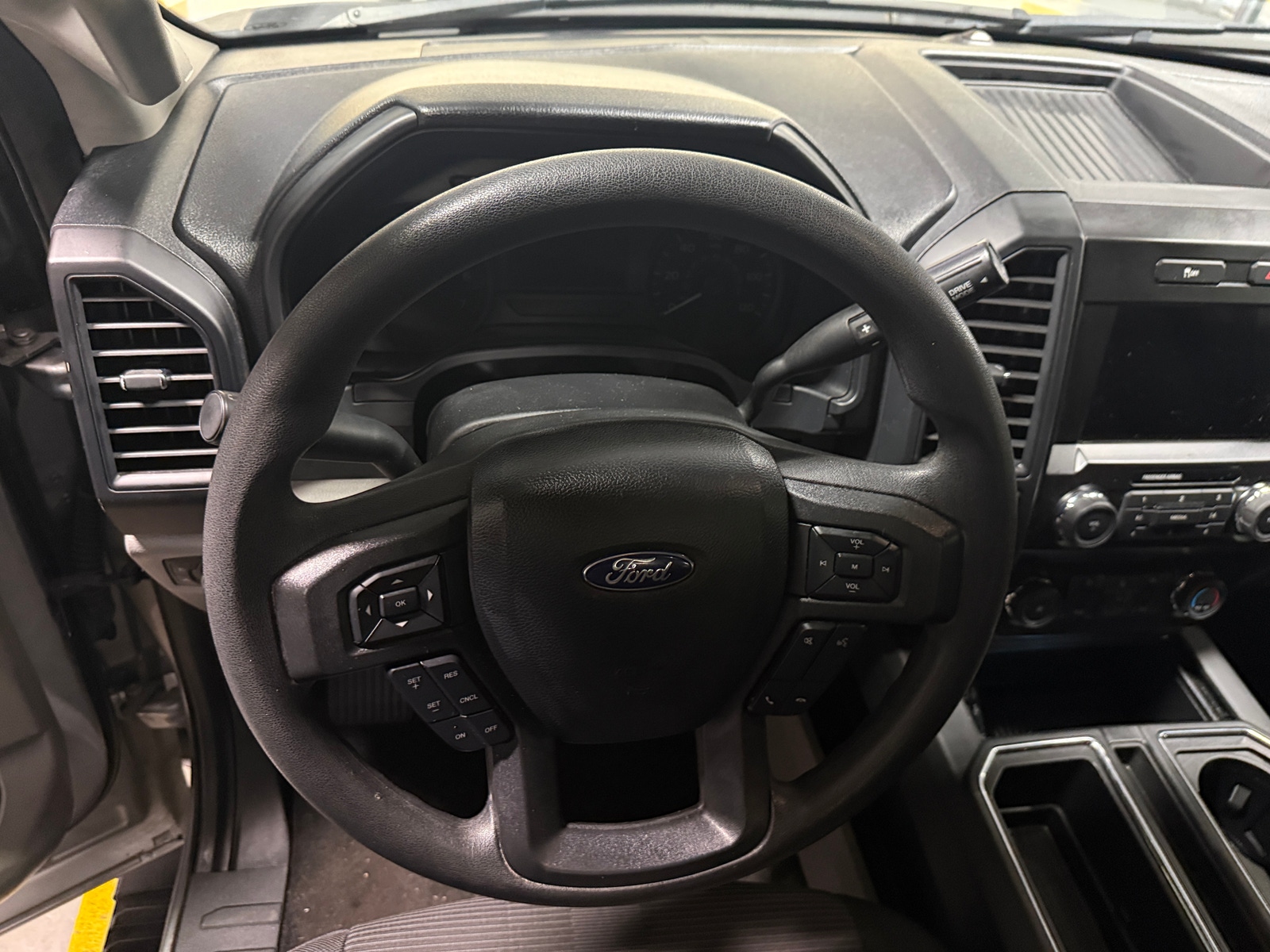 Thumbnail: 2020 Ford Econoline - 5