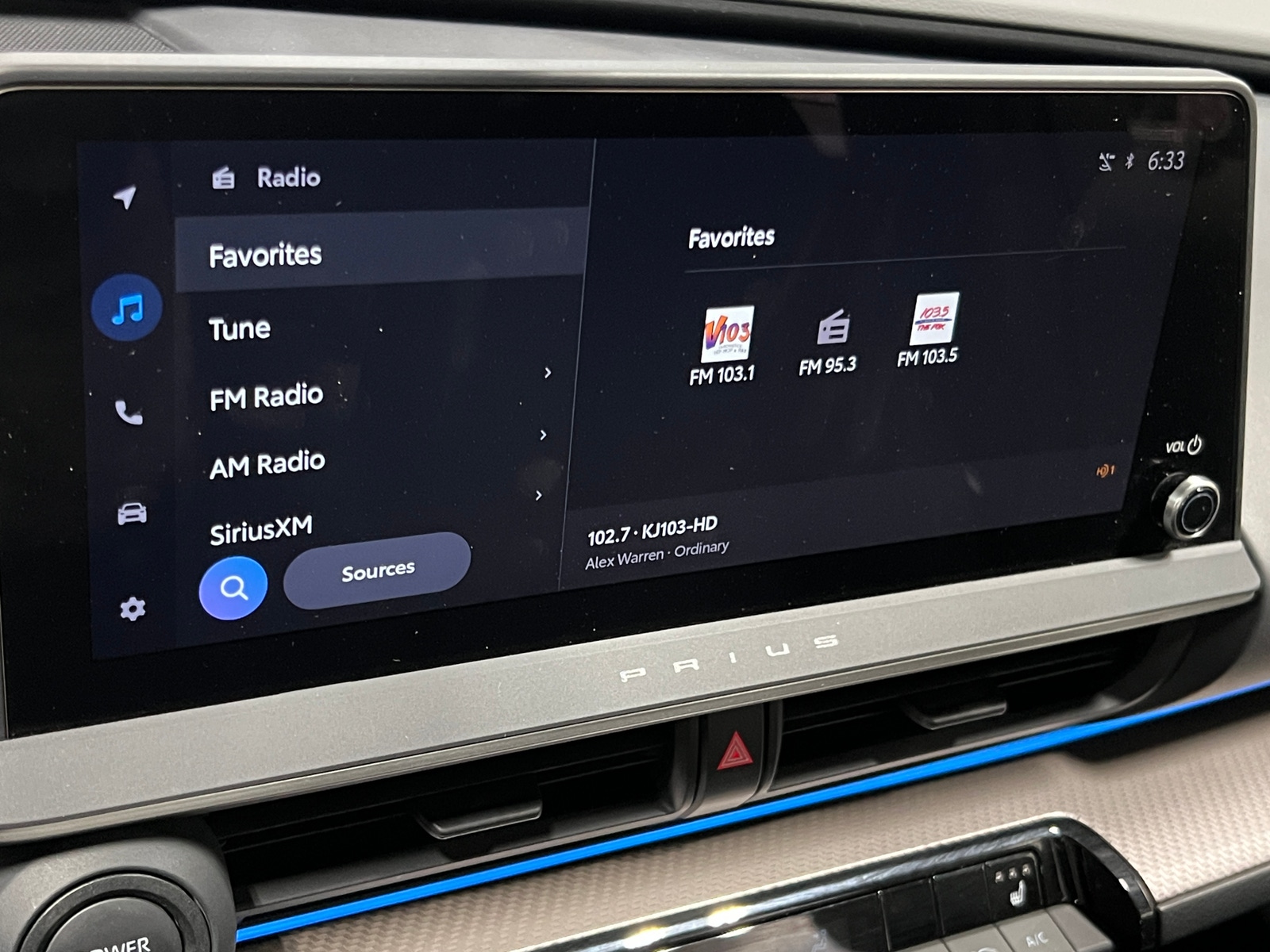 Thumbnail: 2025 Toyota Prius - 3